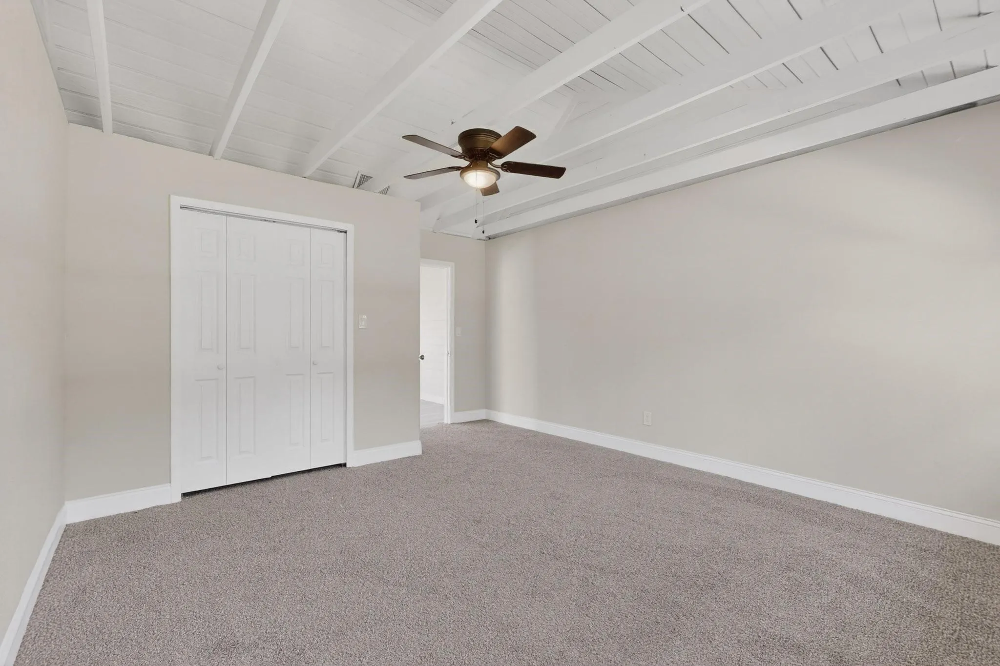 Single Family Residence For Sale in Hunt County , 529 Morris Lane, Greenville, Texas 75402, 4 Bedroom, 3 Bathroom, 3 Garage spaces, 2,818 Sqft, built in 1999, mls#21401883, Real Estate Agent in Greenville, Homes For Sale in Hunt county, Homes For Sale in Greenville, Realtor in Greenville Texas, Real Estate Brokerage Independent Realty Texas, Luminita Cordes Realtor