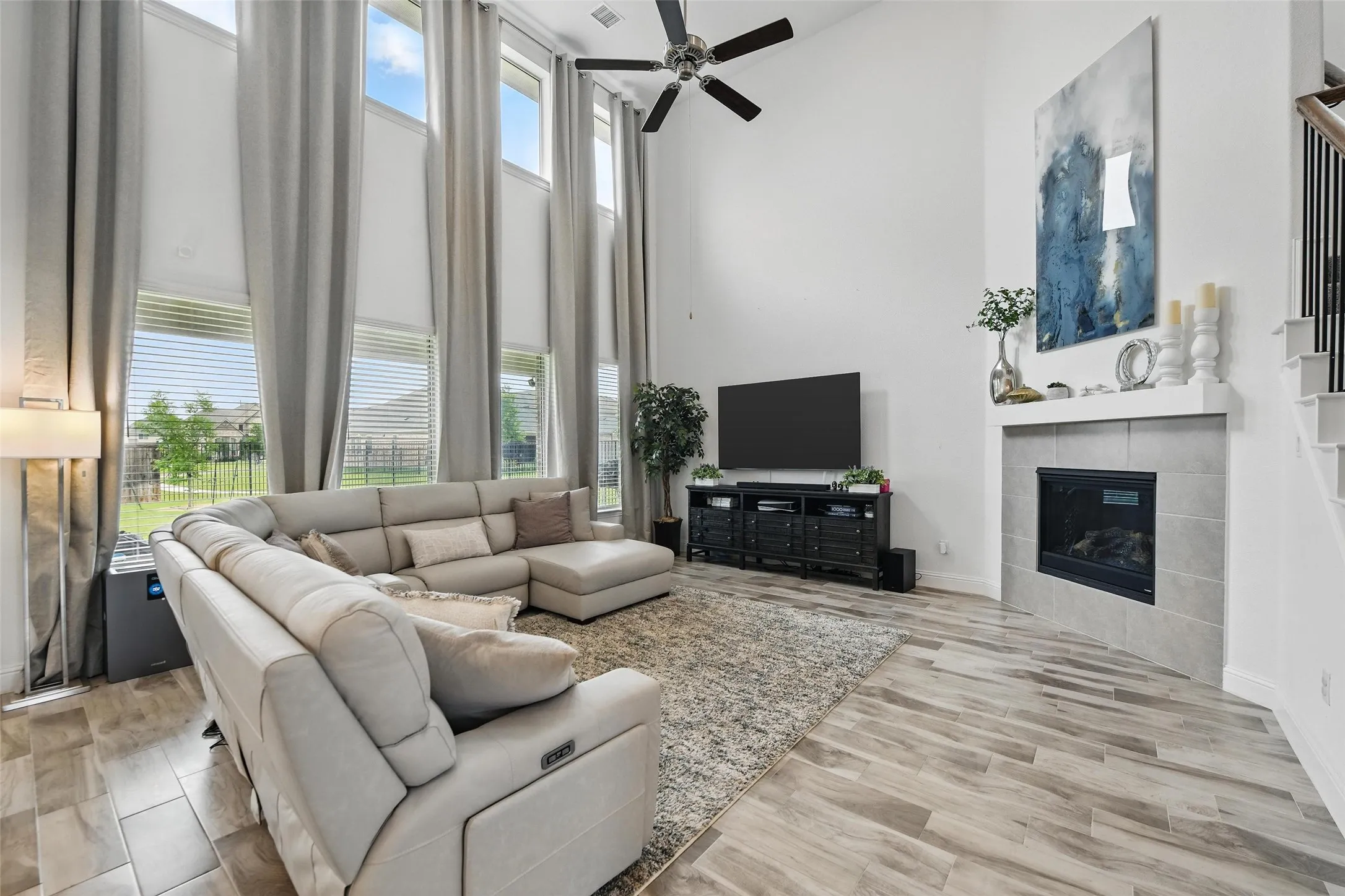 Single Family Residence For Rent in Tarrant County , 1477 Shooting Star Drive, Haslet, Texas 76052, 5 Bedroom, 4 Bathroom, 2 Garage spaces, 3,808 Sqft, built in 2021, mls#21400545, Real Estate Agent in Haslet, Homes For Rent in Tarrant county, Homes For Rent in Haslet, Realtor in Haslet Texas, Real Estate Brokerage Independent Realty Texas, Luminita Cordes Realtor