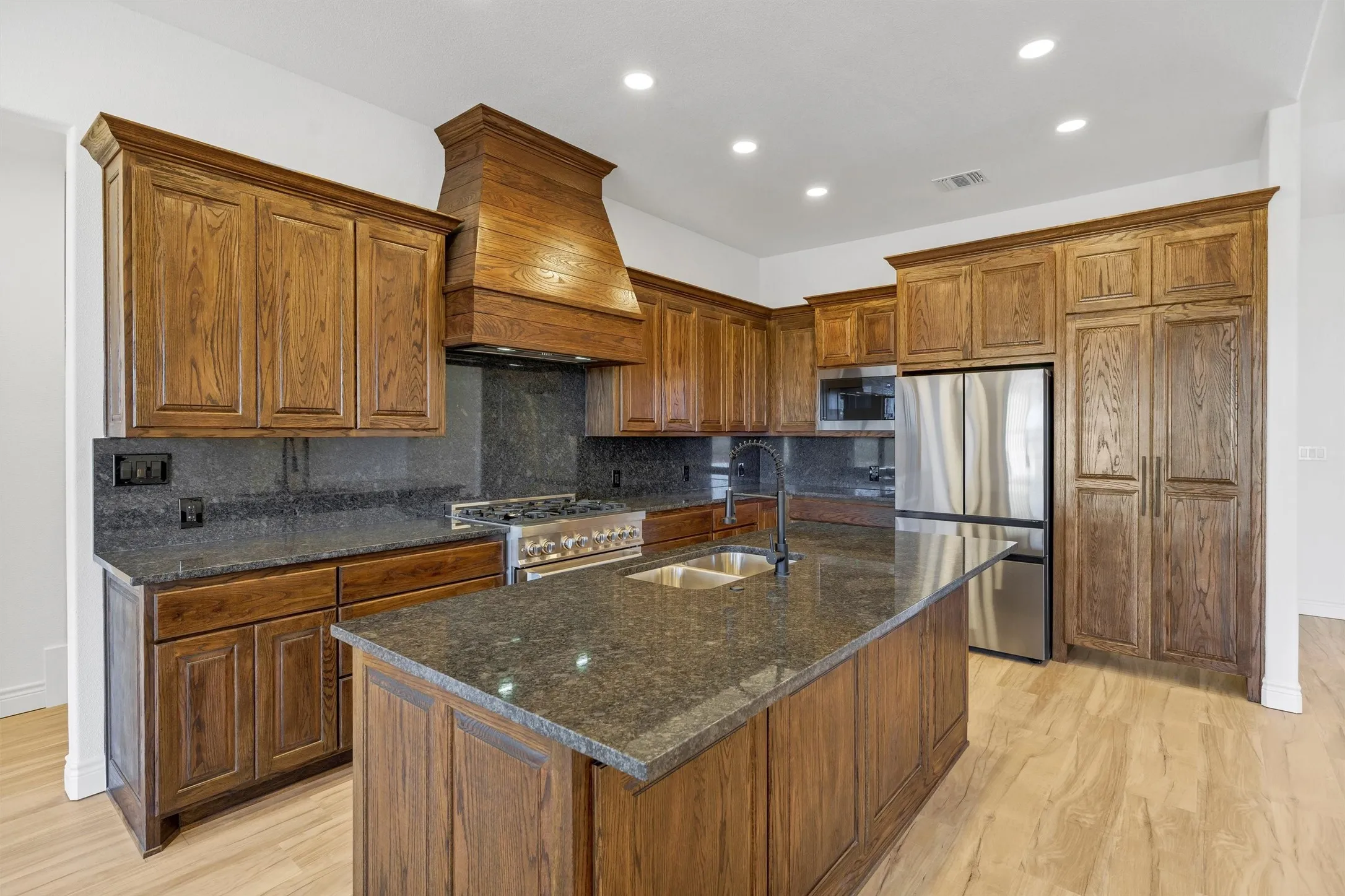 Single Family Residence For Sale in Hood County , 3031 Powell Cemetery Road, Tolar, Texas 76476, 4 Bedroom, 4 Bathroom, 2 Garage spaces, 2,709 Sqft, built in 2025, mls#21401032, Real Estate Agent in Tolar, Homes For Sale in Hood county, Homes For Sale in Tolar, Realtor in Tolar Texas, Real Estate Brokerage Independent Realty Texas, Luminita Cordes Realtor
