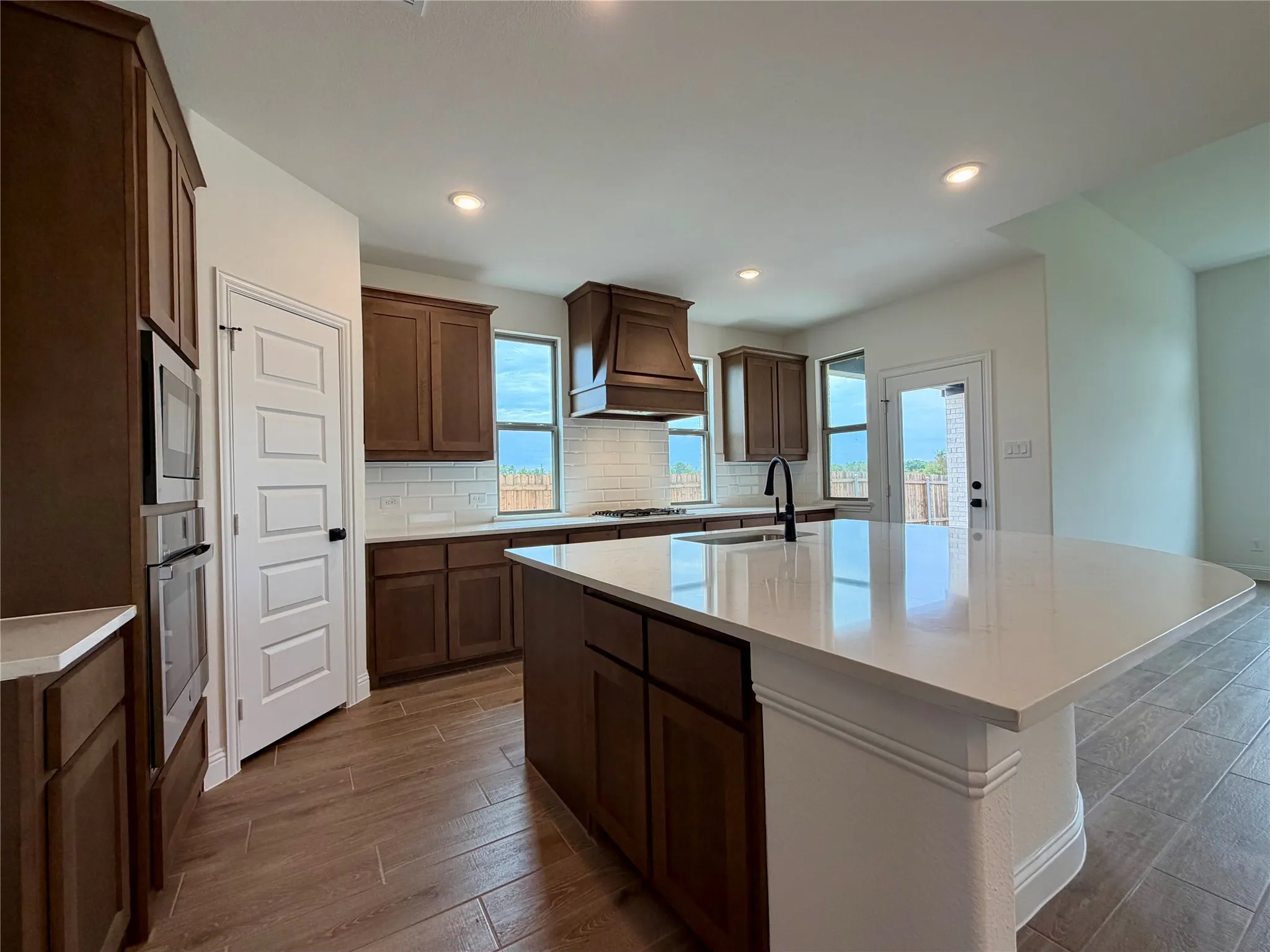 Single Family Residence For Sale in Hunt County , 310 Devonshire Drive, Greenville, Texas 75401, 5 Bedroom, 4 Bathroom, 2 Garage spaces, 3,661 Sqft, built in 2025, mls#21373237, Real Estate Agent in Greenville, Homes For Sale in Hunt county, Homes For Sale in Greenville, Realtor in Greenville Texas, Real Estate Brokerage Independent Realty Texas, Luminita Cordes Realtor