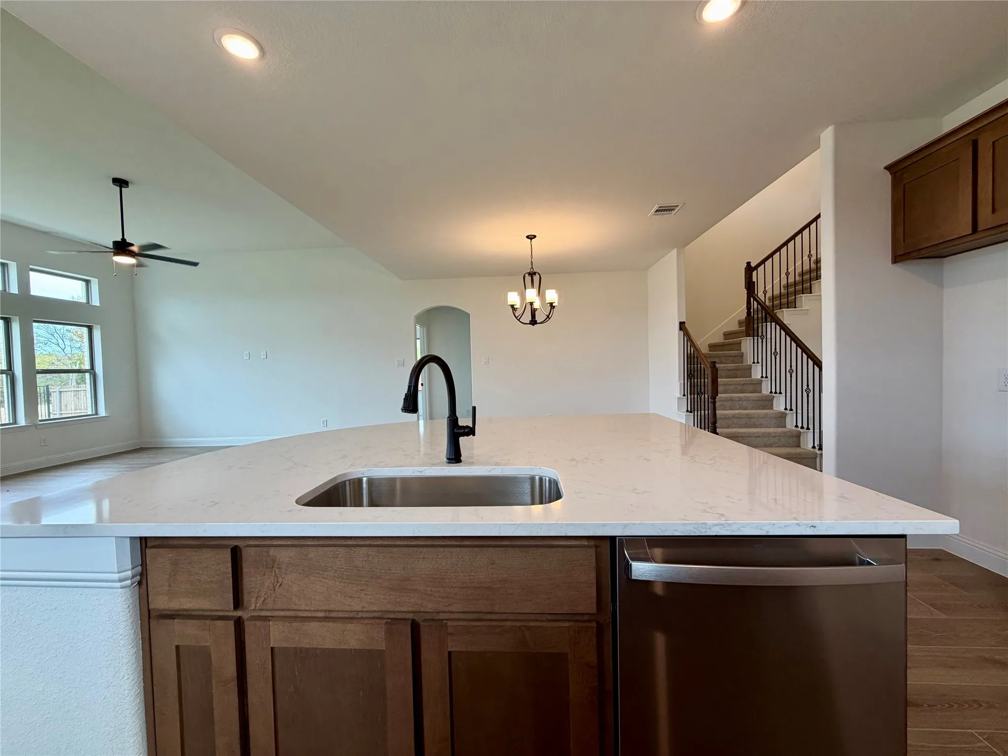 Single Family Residence For Sale in Hunt County , 310 Devonshire Drive, Greenville, Texas 75401, 5 Bedroom, 4 Bathroom, 2 Garage spaces, 3,661 Sqft, built in 2025, mls#21373237, Real Estate Agent in Greenville, Homes For Sale in Hunt county, Homes For Sale in Greenville, Realtor in Greenville Texas, Real Estate Brokerage Independent Realty Texas, Luminita Cordes Realtor