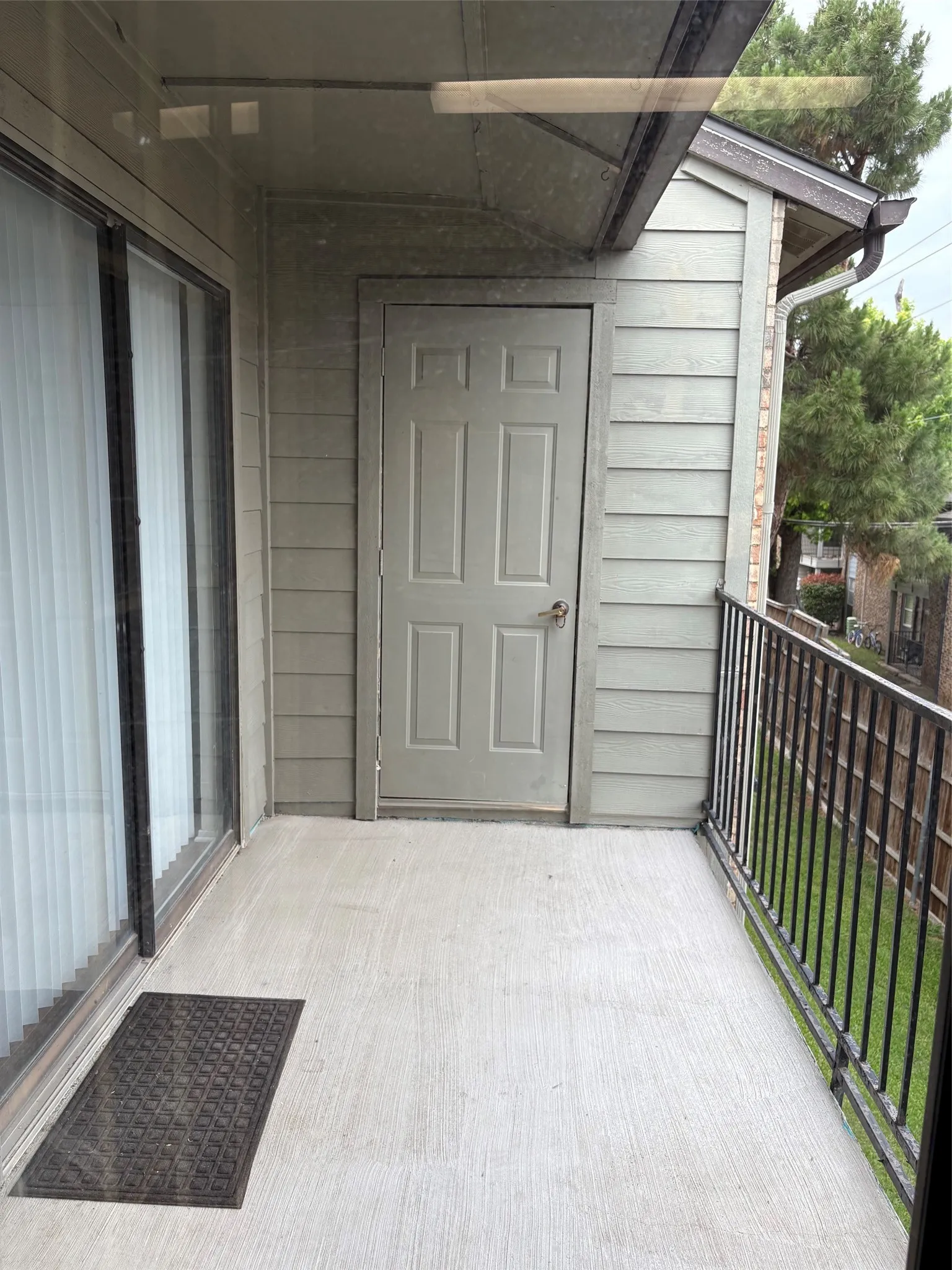 Condominium For Rent in Dallas County , 5335 BENT TREE FOREST Drive 288, Dallas, Texas 75248, 1 Bedroom, 1 Bathroom, Garage spaces, 687 Sqft, built in 1981, mls#21401885, Real Estate Agent in Dallas, Homes For Rent in Dallas county, Homes For Rent in Dallas, Realtor in Dallas Texas, Real Estate Brokerage Independent Realty Texas, Luminita Cordes Realtor