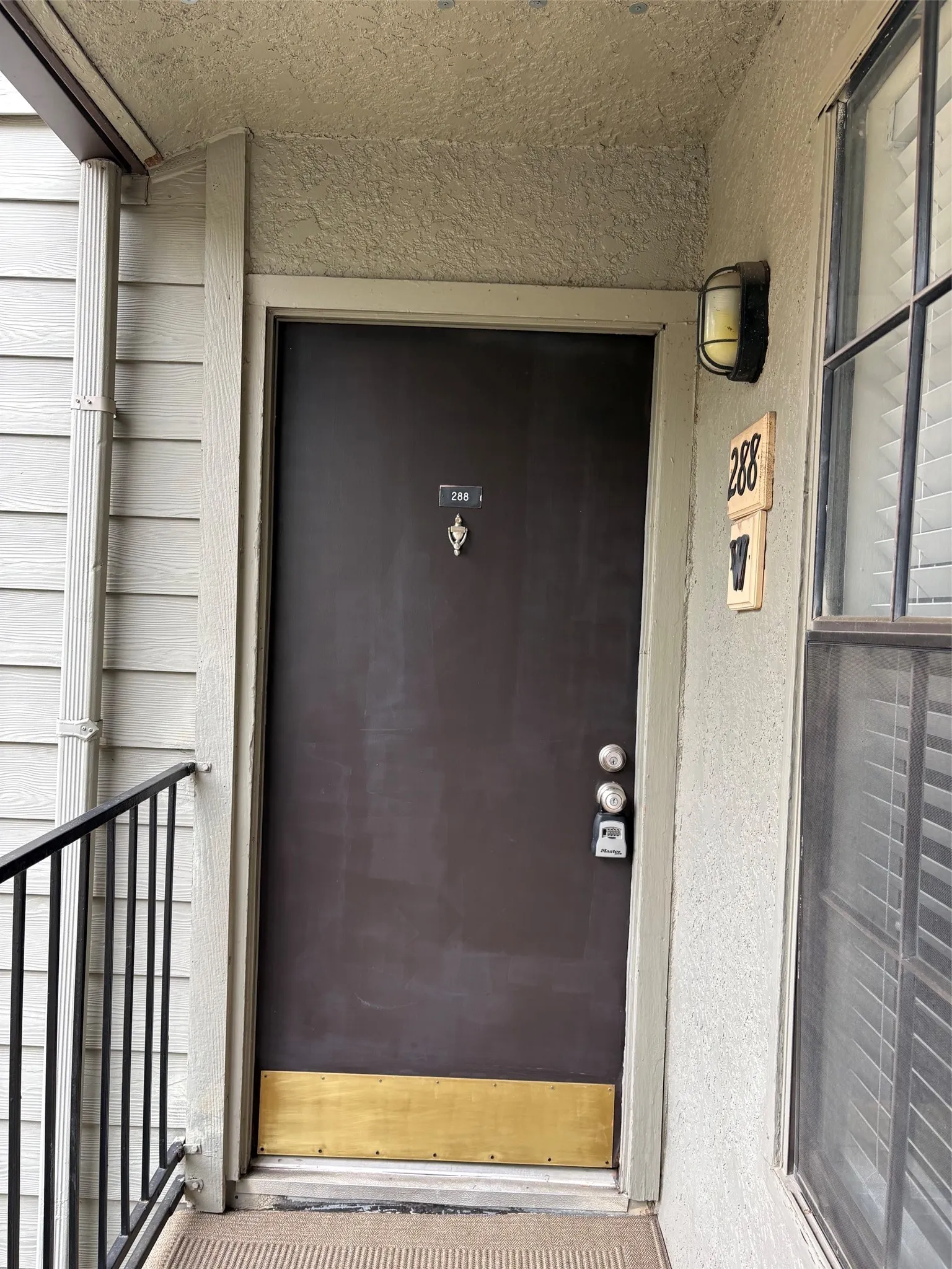 Condominium For Rent in Dallas County , 5335 BENT TREE FOREST Drive 288, Dallas, Texas 75248, 1 Bedroom, 1 Bathroom, Garage spaces, 687 Sqft, built in 1981, mls#21401885, Real Estate Agent in Dallas, Homes For Rent in Dallas county, Homes For Rent in Dallas, Realtor in Dallas Texas, Real Estate Brokerage Independent Realty Texas, Luminita Cordes Realtor