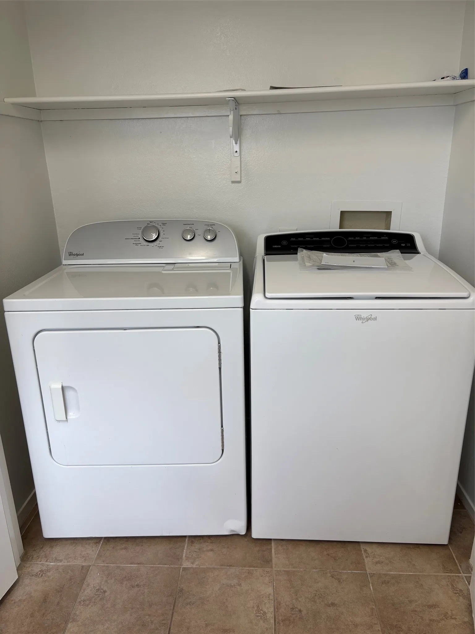 Condominium For Rent in Dallas County , 5335 BENT TREE FOREST Drive 288, Dallas, Texas 75248, 1 Bedroom, 1 Bathroom, Garage spaces, 687 Sqft, built in 1981, mls#21401885, Real Estate Agent in Dallas, Homes For Rent in Dallas county, Homes For Rent in Dallas, Realtor in Dallas Texas, Real Estate Brokerage Independent Realty Texas, Luminita Cordes Realtor