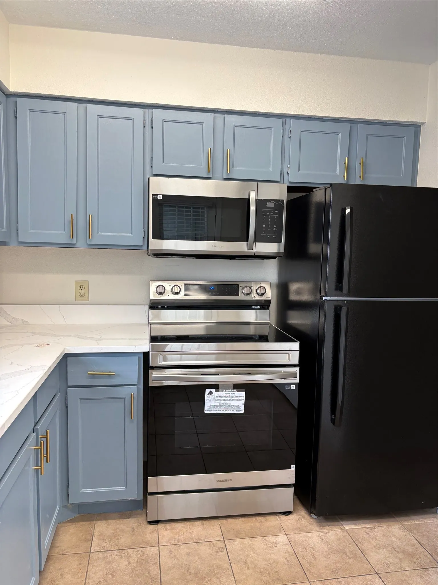 Condominium For Rent in Dallas County , 5335 BENT TREE FOREST Drive 288, Dallas, Texas 75248, 1 Bedroom, 1 Bathroom, Garage spaces, 687 Sqft, built in 1981, mls#21401885, Real Estate Agent in Dallas, Homes For Rent in Dallas county, Homes For Rent in Dallas, Realtor in Dallas Texas, Real Estate Brokerage Independent Realty Texas, Luminita Cordes Realtor