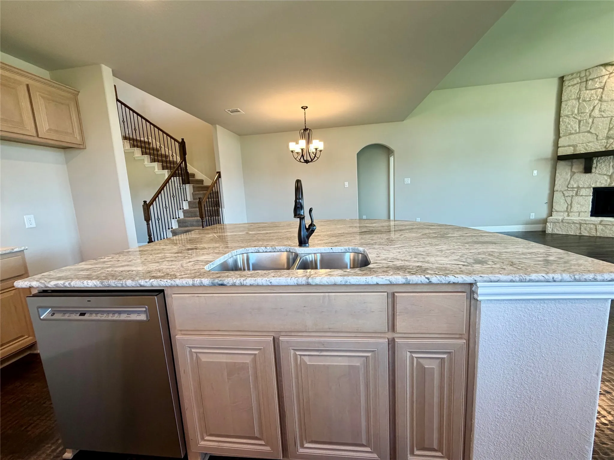 Single Family Residence For Sale in Hunt County , 465 Aldred Street, Greenville, Texas 75401, 5 Bedroom, 4 Bathroom, 2 Garage spaces, 3,661 Sqft, built in 2025, mls#21373239, Real Estate Agent in Greenville, Homes For Sale in Hunt county, Homes For Sale in Greenville, Realtor in Greenville Texas, Real Estate Brokerage Independent Realty Texas, Luminita Cordes Realtor