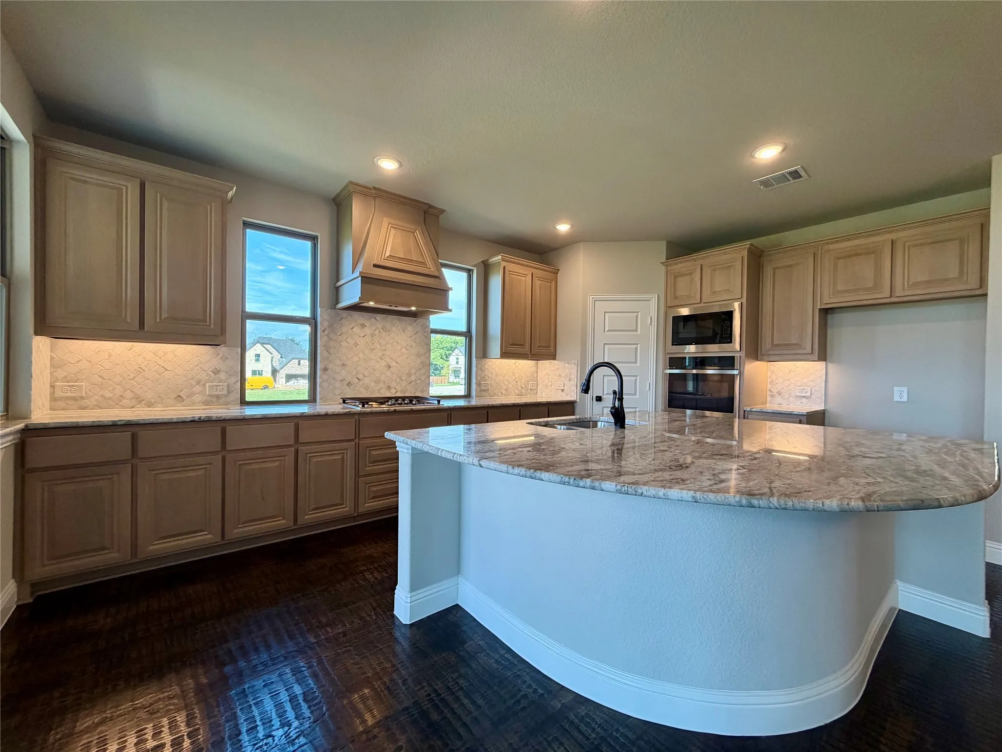 Single Family Residence For Sale in Hunt County , 465 Aldred Street, Greenville, Texas 75401, 5 Bedroom, 4 Bathroom, 2 Garage spaces, 3,661 Sqft, built in 2025, mls#21373239, Real Estate Agent in Greenville, Homes For Sale in Hunt county, Homes For Sale in Greenville, Realtor in Greenville Texas, Real Estate Brokerage Independent Realty Texas, Luminita Cordes Realtor