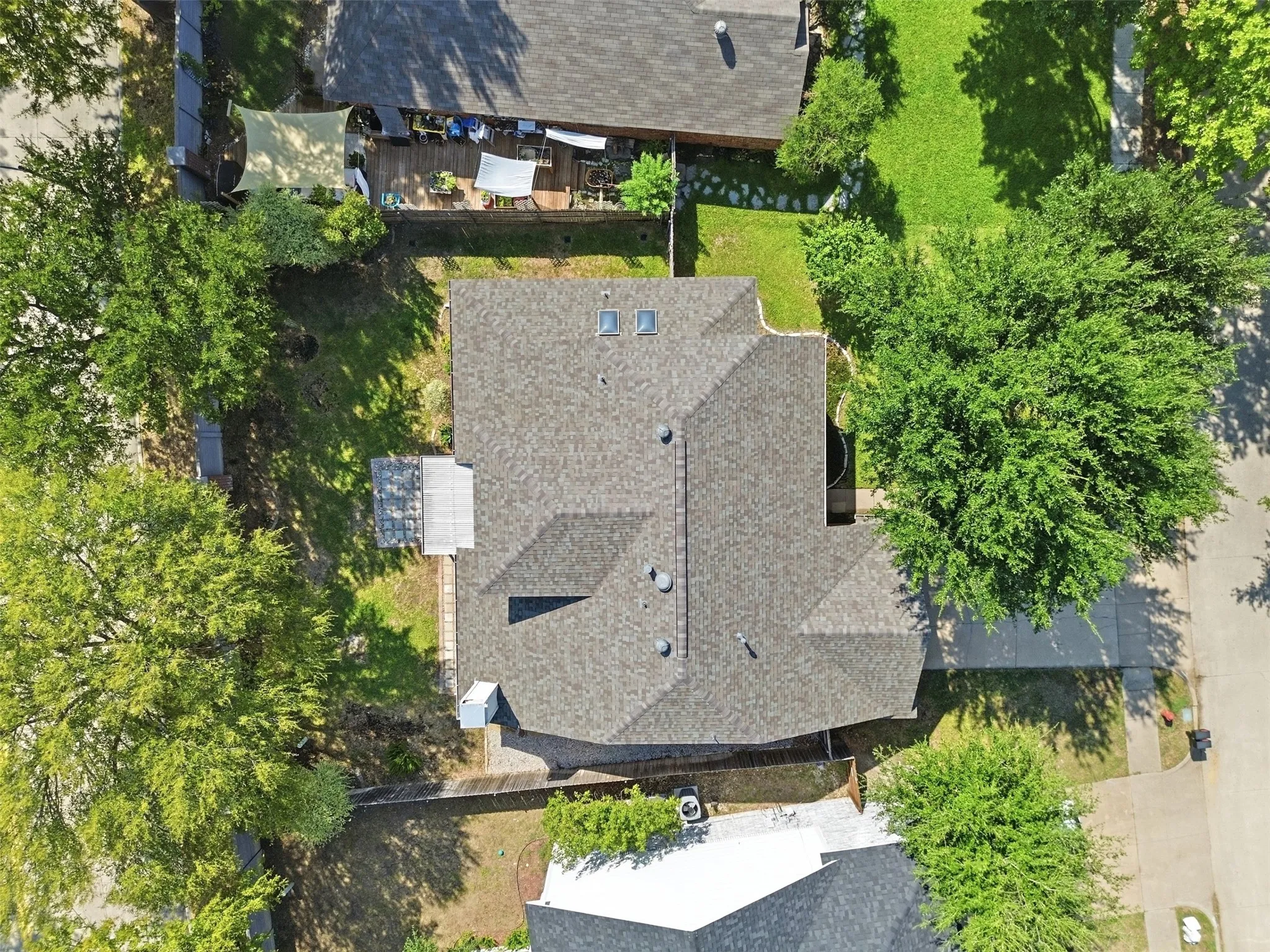 Single Family Residence For Sale in Dallas County , 4368 Carolina Street, Grand Prairie, Texas 75052, 3 Bedroom, 2 Bathroom, 2 Garage spaces, 2,010 Sqft, built in 1986, mls#21399311, Real Estate Agent in Grand Prairie, Homes For Sale in Dallas county, Homes For Sale in Grand Prairie, Realtor in Grand Prairie Texas, Real Estate Brokerage Independent Realty Texas, Luminita Cordes Realtor