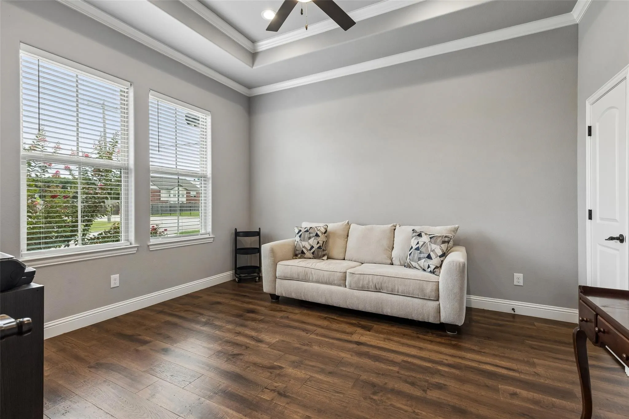 Single Family Residence For Sale in Denton County , 101 Sycamore Lane, Roanoke, Texas 76262, 3 Bedroom, 3 Bathroom, 3 Garage spaces, 2,319 Sqft, built in 2019, mls#21401415, Real Estate Agent in Roanoke, Homes For Sale in Denton county, Homes For Sale in Roanoke, Realtor in Roanoke Texas, Real Estate Brokerage Independent Realty Texas, Luminita Cordes Realtor