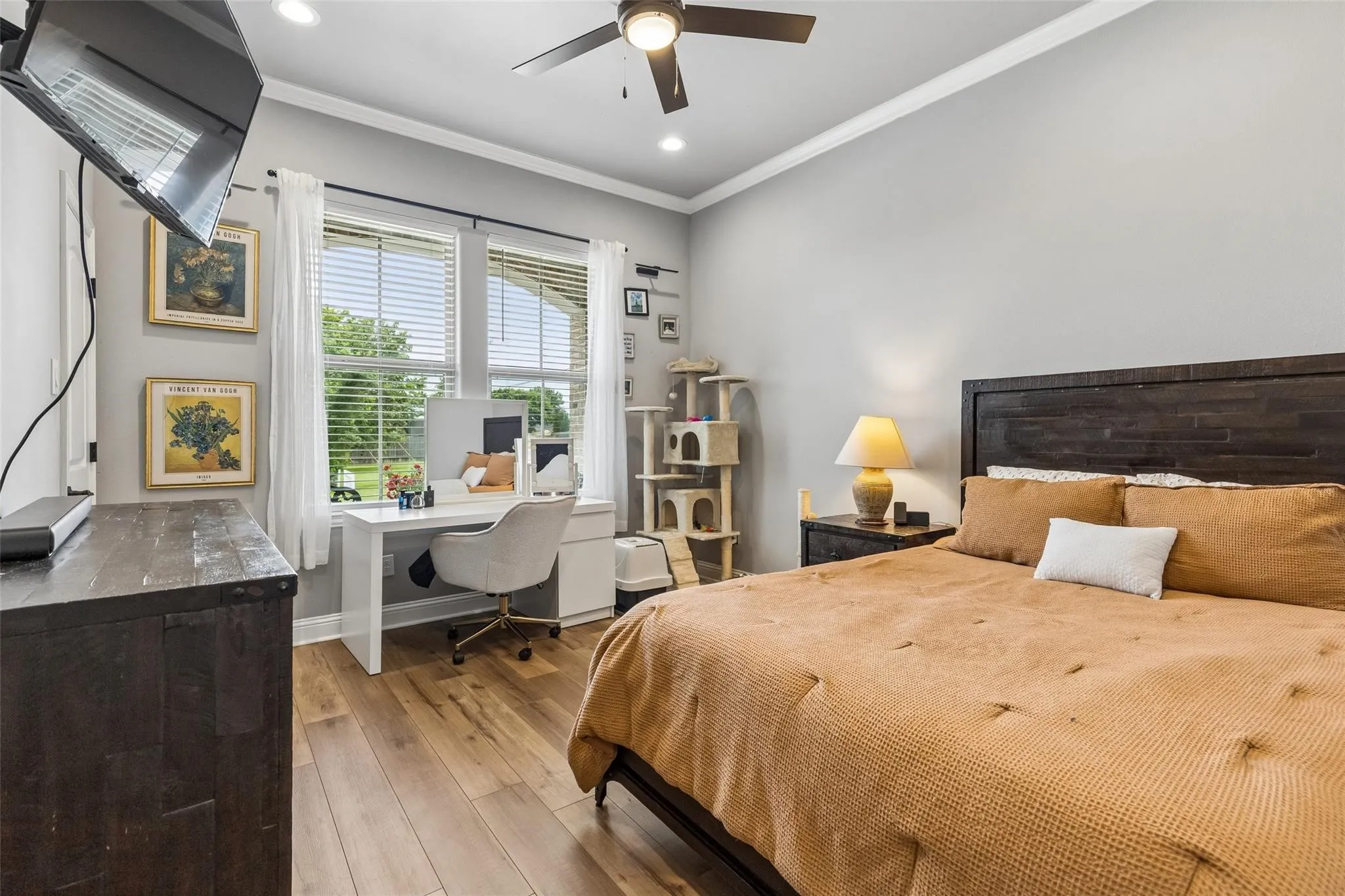 Single Family Residence For Sale in Denton County , 101 Sycamore Lane, Roanoke, Texas 76262, 3 Bedroom, 3 Bathroom, 3 Garage spaces, 2,319 Sqft, built in 2019, mls#21401415, Real Estate Agent in Roanoke, Homes For Sale in Denton county, Homes For Sale in Roanoke, Realtor in Roanoke Texas, Real Estate Brokerage Independent Realty Texas, Luminita Cordes Realtor