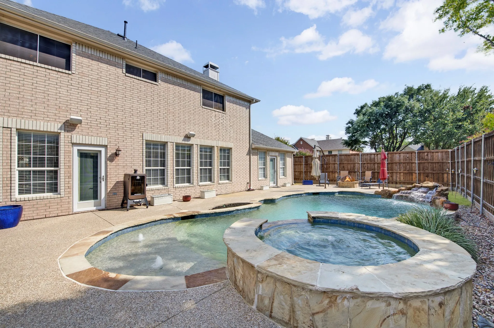 Single Family Residence For Sale in Collin County , 4101 Crooked Stick Drive, Frisco, Texas 75035, 4 Bedroom, 4 Bathroom, 2 Garage spaces, 2,815 Sqft, built in 1999, mls#21396142, Real Estate Agent in Frisco, Homes For Sale in Collin county, Homes For Sale in Frisco, Realtor in Frisco Texas, Real Estate Brokerage Independent Realty Texas, Luminita Cordes Realtor