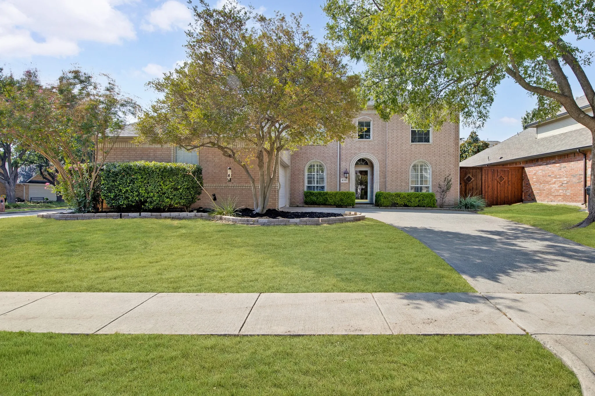 Single Family Residence For Sale