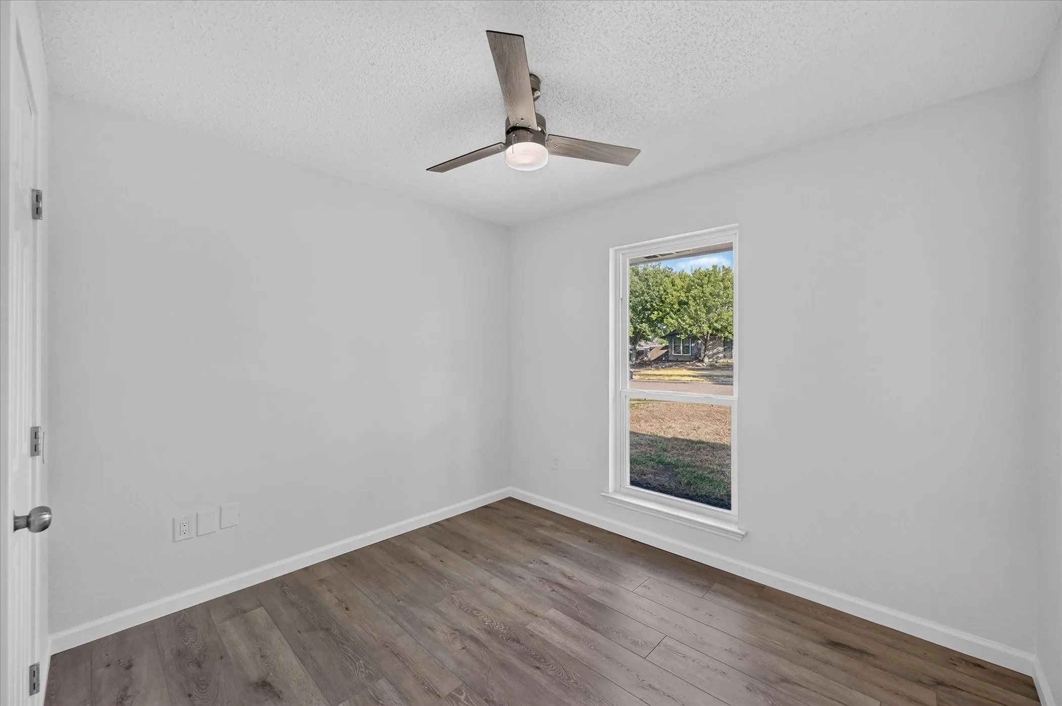 First, secondary bedroom!
