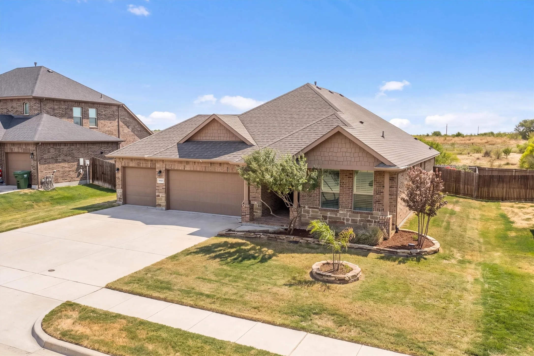 Single Family Residence For Sale in Denton County , 3448 Chloe Avenue, Krum, Texas 76249, 4 Bedroom, 2 Bathroom, 3 Garage spaces, 1,847 Sqft, built in 2019, mls#21392024, Real Estate Agent in Krum, Homes For Sale in Denton county, Homes For Sale in Krum, Realtor in Krum Texas, Real Estate Brokerage Independent Realty Texas, Luminita Cordes Realtor