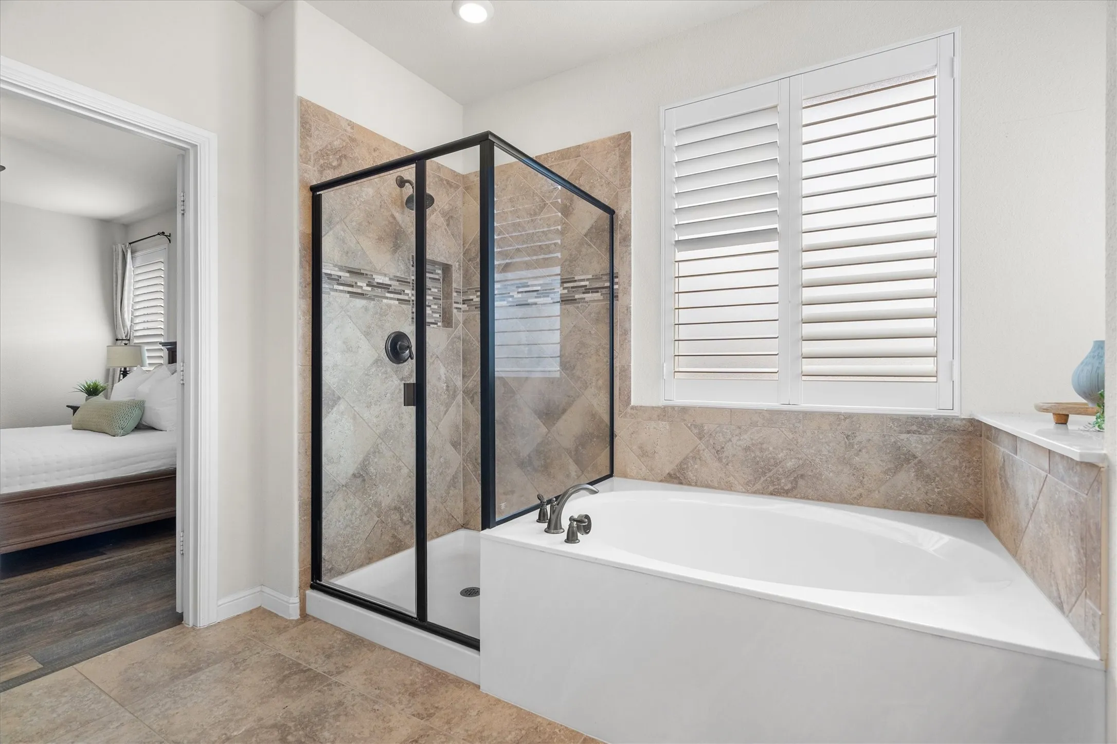 Single Family Residence For Sale in Denton County , 3448 Chloe Avenue, Krum, Texas 76249, 4 Bedroom, 2 Bathroom, 3 Garage spaces, 1,847 Sqft, built in 2019, mls#21392024, Real Estate Agent in Krum, Homes For Sale in Denton county, Homes For Sale in Krum, Realtor in Krum Texas, Real Estate Brokerage Independent Realty Texas, Luminita Cordes Realtor