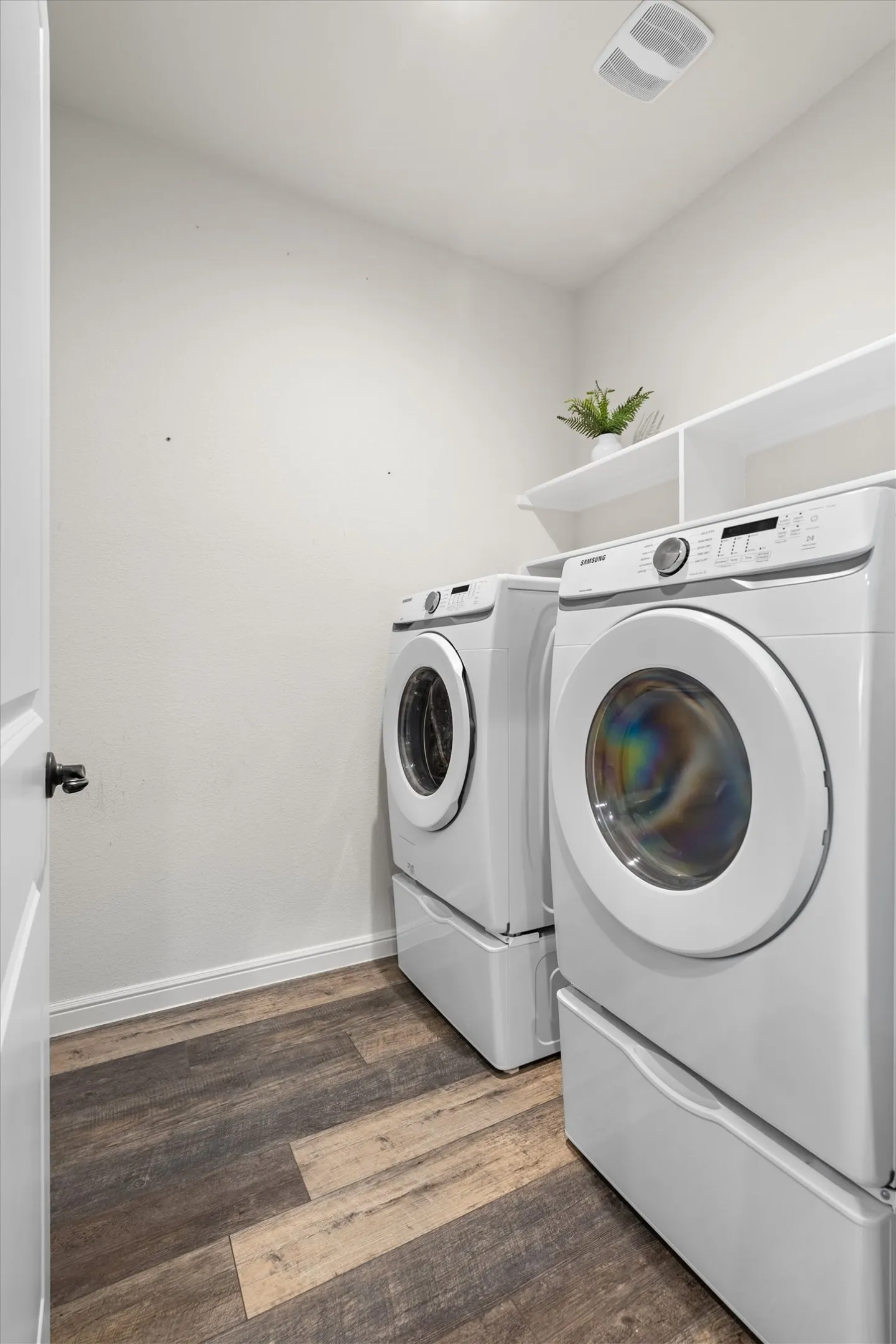 Single Family Residence For Sale in Denton County , 3448 Chloe Avenue, Krum, Texas 76249, 4 Bedroom, 2 Bathroom, 3 Garage spaces, 1,847 Sqft, built in 2019, mls#21392024, Real Estate Agent in Krum, Homes For Sale in Denton county, Homes For Sale in Krum, Realtor in Krum Texas, Real Estate Brokerage Independent Realty Texas, Luminita Cordes Realtor