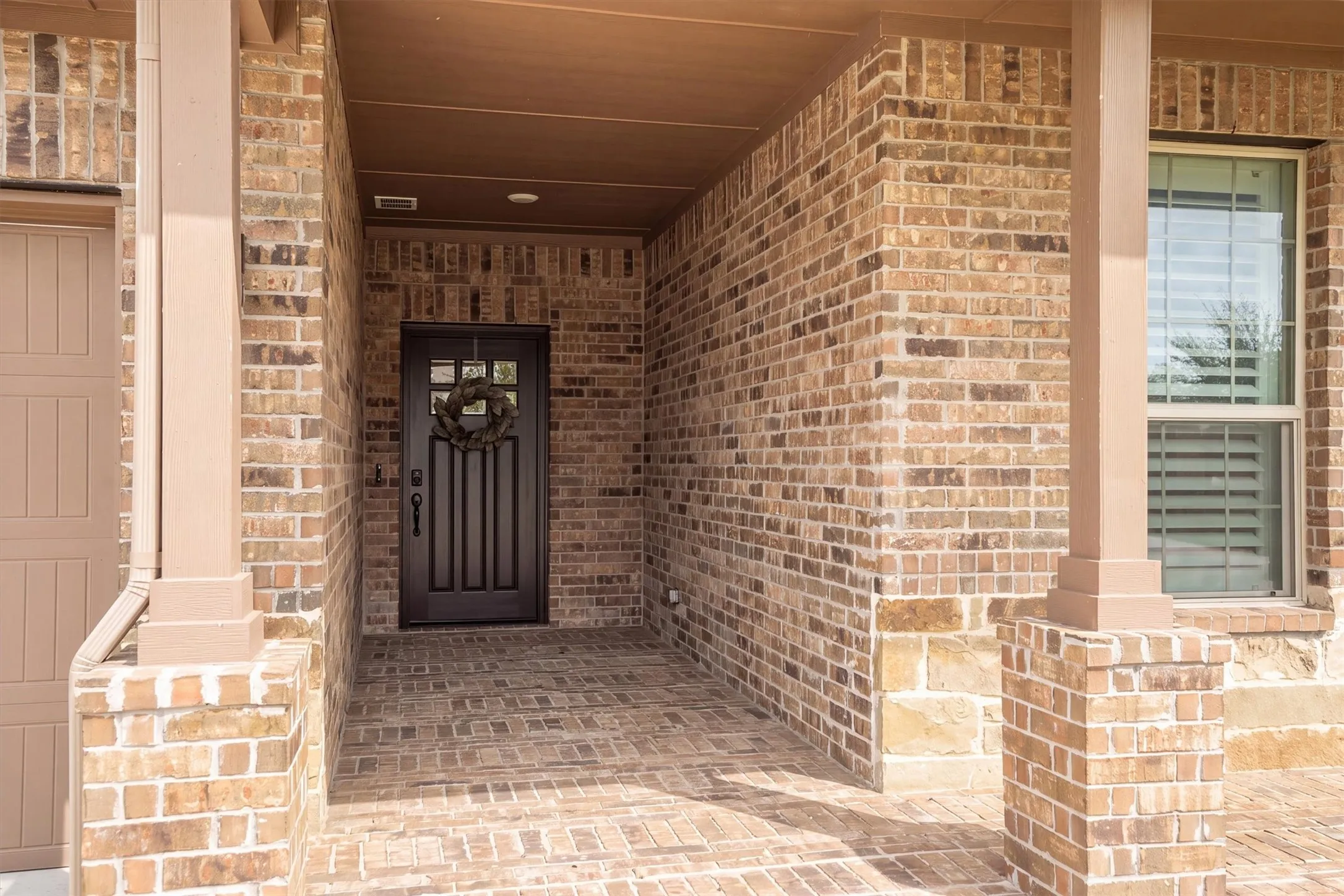 Single Family Residence For Sale in Denton County , 3448 Chloe Avenue, Krum, Texas 76249, 4 Bedroom, 2 Bathroom, 3 Garage spaces, 1,847 Sqft, built in 2019, mls#21392024, Real Estate Agent in Krum, Homes For Sale in Denton county, Homes For Sale in Krum, Realtor in Krum Texas, Real Estate Brokerage Independent Realty Texas, Luminita Cordes Realtor