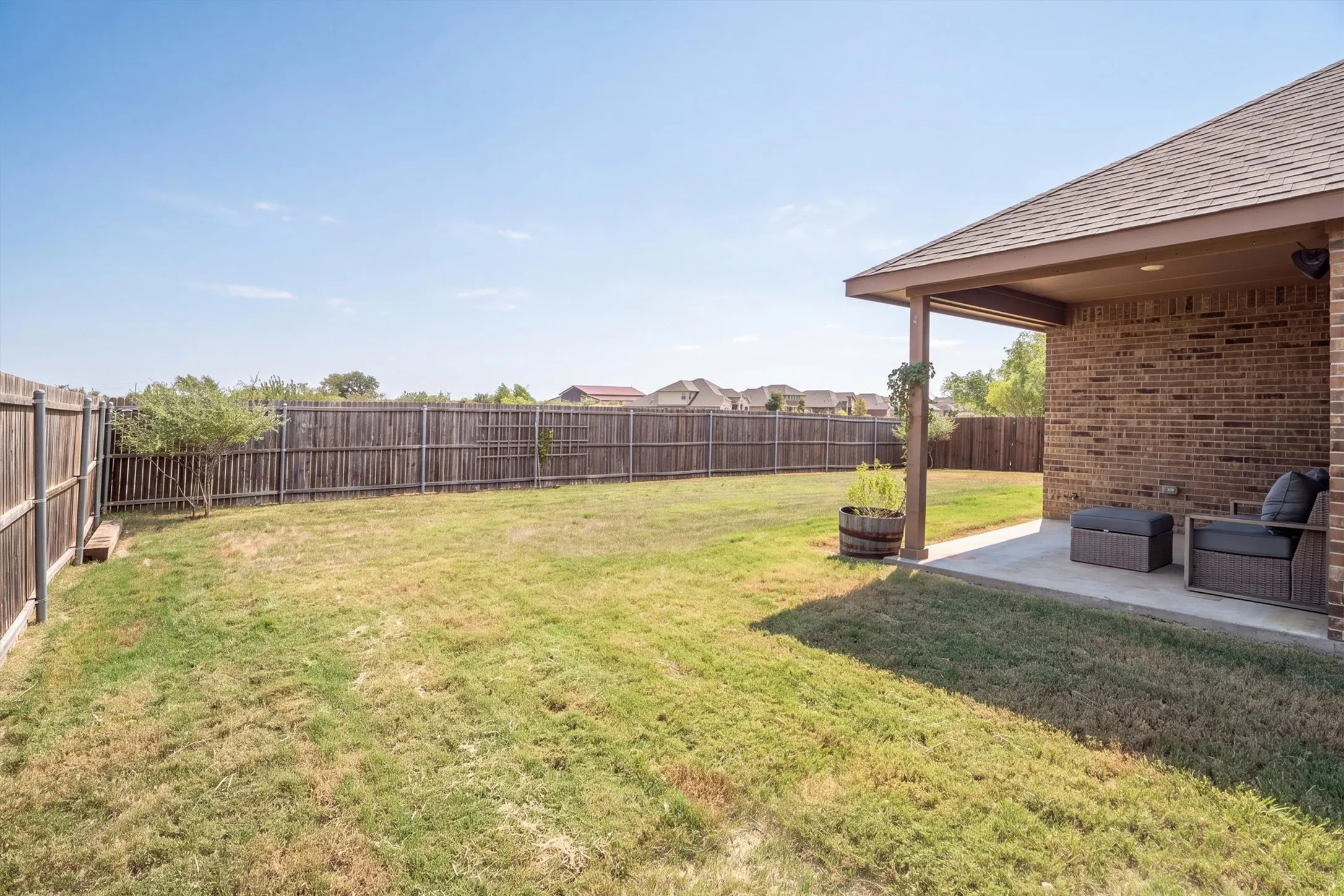 Single Family Residence For Sale in Denton County , 3448 Chloe Avenue, Krum, Texas 76249, 4 Bedroom, 2 Bathroom, 3 Garage spaces, 1,847 Sqft, built in 2019, mls#21392024, Real Estate Agent in Krum, Homes For Sale in Denton county, Homes For Sale in Krum, Realtor in Krum Texas, Real Estate Brokerage Independent Realty Texas, Luminita Cordes Realtor