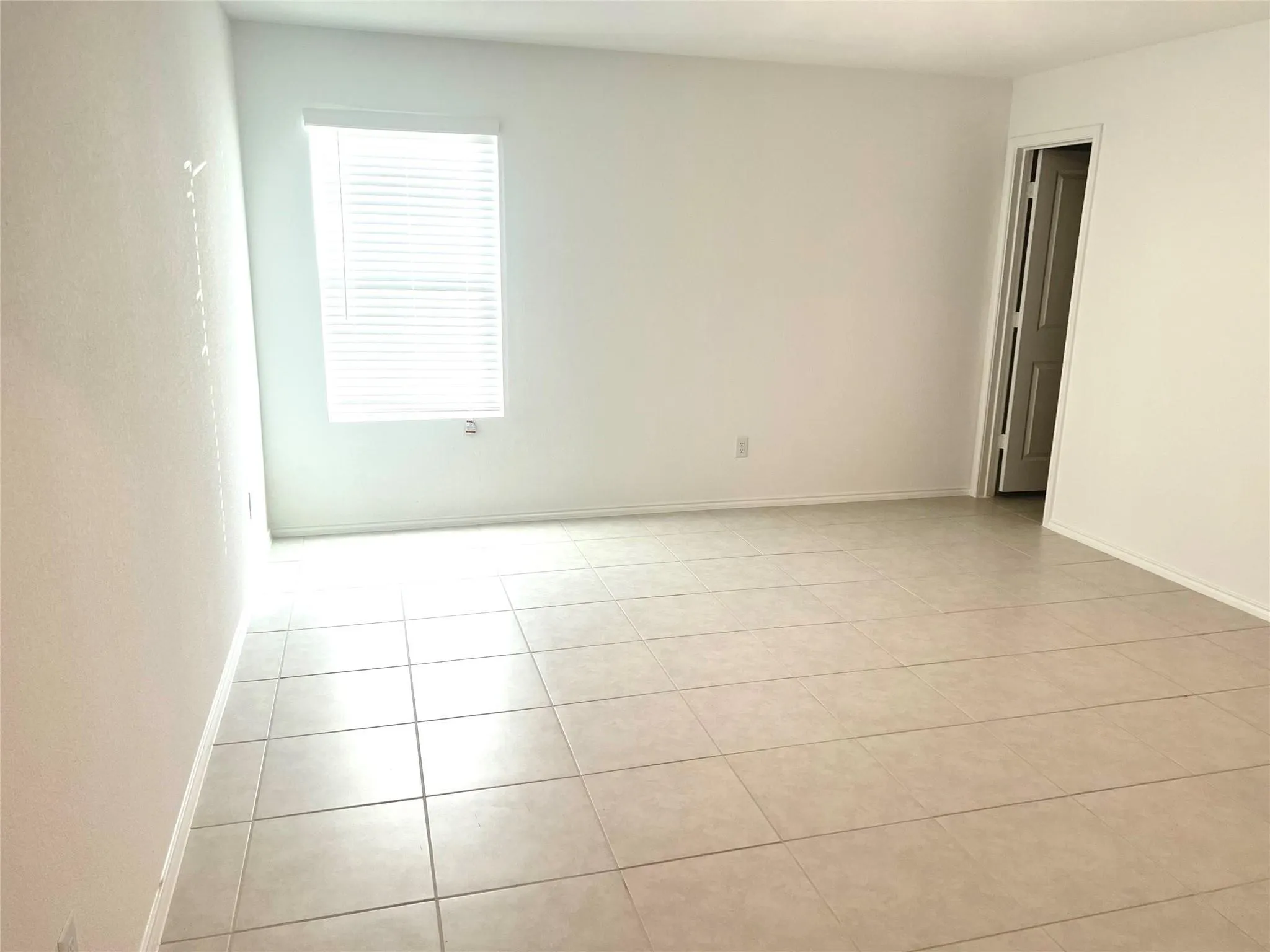 Single Family Residence For Rent in Collin County , 5836 Timber Point Drive, Princeton, Texas 75407, 3 Bedroom, 2 Bathroom, 2 Garage spaces, 1,440 Sqft, built in 2022, mls#21401896, Real Estate Agent in Princeton, Homes For Rent in Collin county, Homes For Rent in Princeton, Realtor in Princeton Texas, Real Estate Brokerage Independent Realty Texas, Luminita Cordes Realtor
