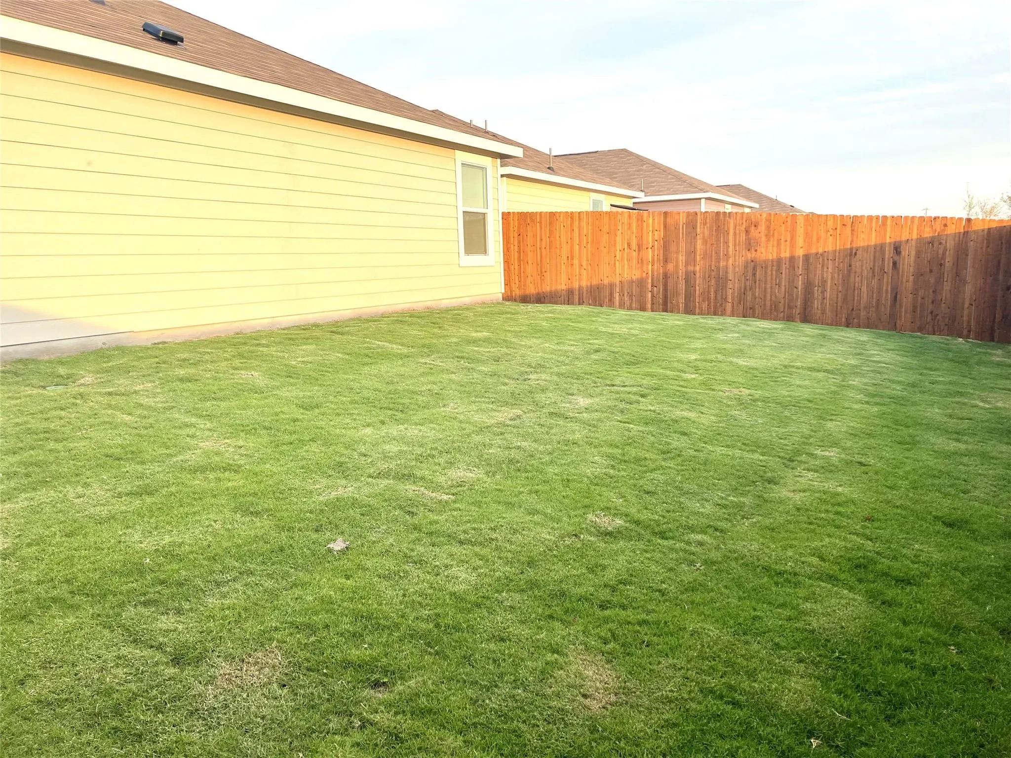 Single Family Residence For Rent in Collin County , 5836 Timber Point Drive, Princeton, Texas 75407, 3 Bedroom, 2 Bathroom, 2 Garage spaces, 1,440 Sqft, built in 2022, mls#21401896, Real Estate Agent in Princeton, Homes For Rent in Collin county, Homes For Rent in Princeton, Realtor in Princeton Texas, Real Estate Brokerage Independent Realty Texas, Luminita Cordes Realtor