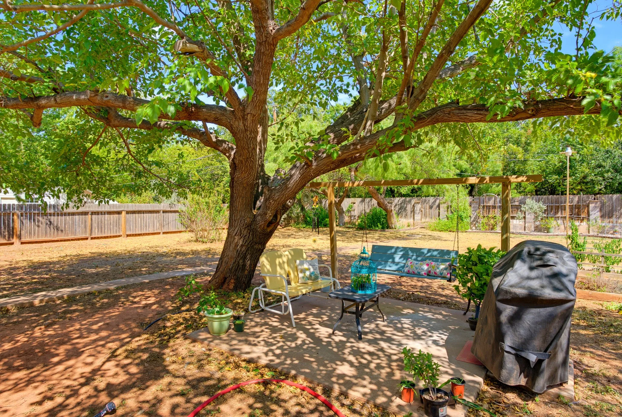 Single Family Residence For Sale in Taylor County , 1501 Wishbone, Abilene, Texas 79603, 4 Bedroom, 2 Bathroom, 2 Garage spaces, 2,852 Sqft, built in 1965, mls#21398027, Real Estate Agent in Abilene, Homes For Sale in Taylor county, Homes For Sale in Abilene, Realtor in Abilene Texas, Real Estate Brokerage Independent Realty Texas, Luminita Cordes Realtor
