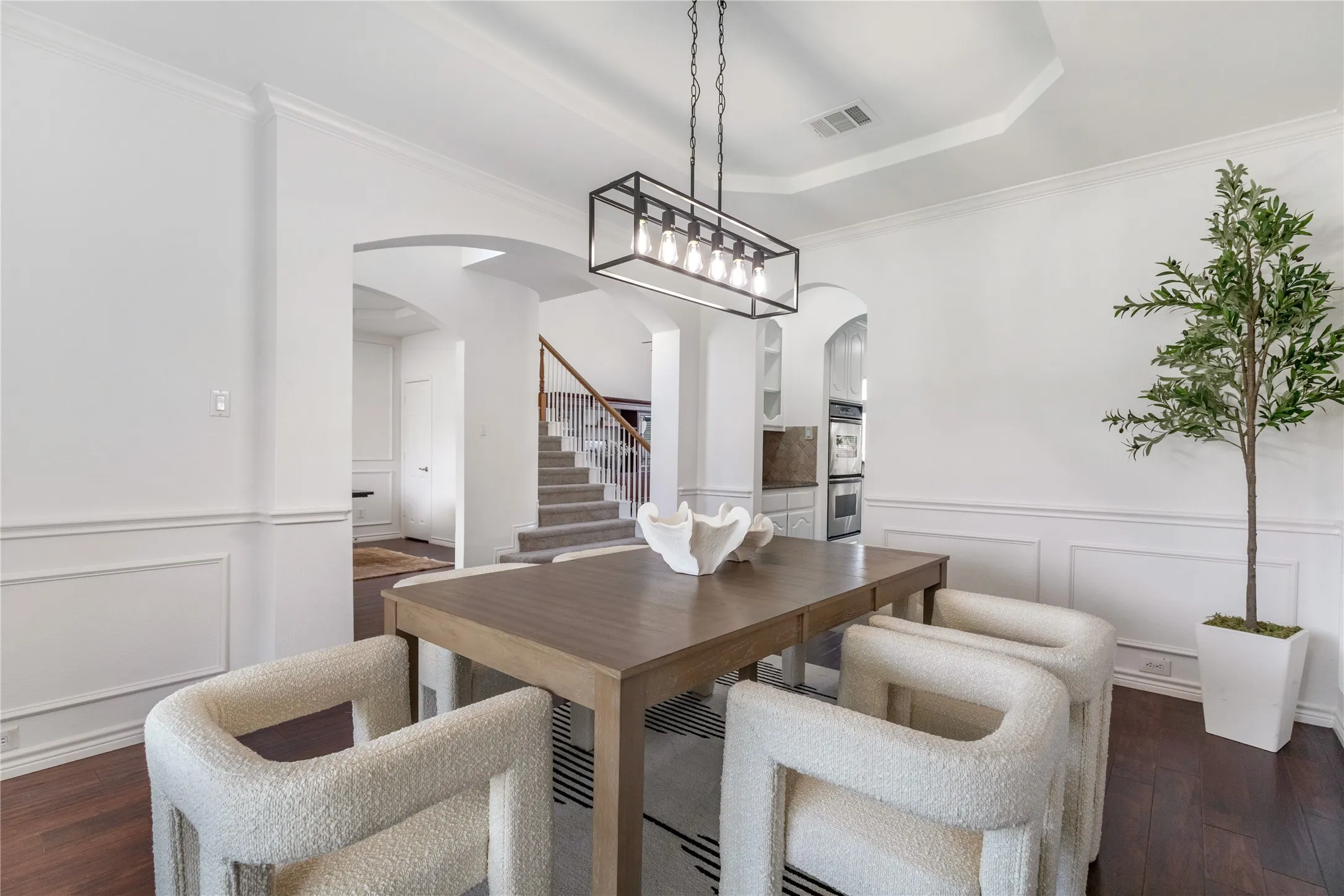 Single Family Residence For Sale in Tarrant County , 5317 Begonia Court, Fort Worth, Texas 76244, 5 Bedroom, 4 Bathroom, 2 Garage spaces, 3,100 Sqft, built in 2001, mls#21397664, Real Estate Agent in Fort Worth, Homes For Sale in Tarrant county, Homes For Sale in Fort Worth, Realtor in Fort Worth Texas, Real Estate Brokerage Independent Realty Texas, Luminita Cordes Realtor