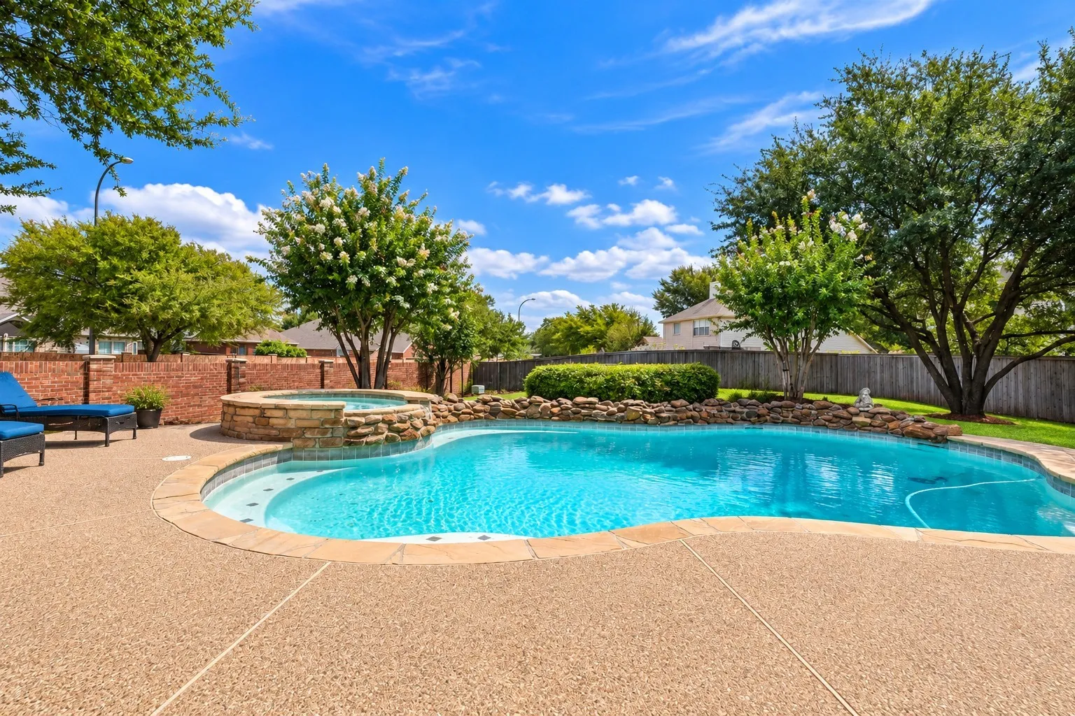 Single Family Residence For Sale in Tarrant County , 5317 Begonia Court, Fort Worth, Texas 76244, 5 Bedroom, 4 Bathroom, 2 Garage spaces, 3,100 Sqft, built in 2001, mls#21397664, Real Estate Agent in Fort Worth, Homes For Sale in Tarrant county, Homes For Sale in Fort Worth, Realtor in Fort Worth Texas, Real Estate Brokerage Independent Realty Texas, Luminita Cordes Realtor