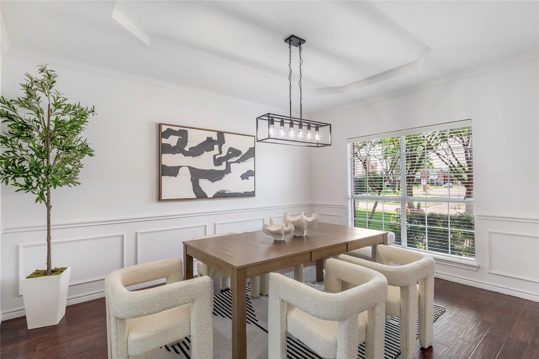 Single Family Residence For Sale in Tarrant County , 5317 Begonia Court, Fort Worth, Texas 76244, 5 Bedroom, 4 Bathroom, 2 Garage spaces, 3,100 Sqft, built in 2001, mls#21397664, Real Estate Agent in Fort Worth, Homes For Sale in Tarrant county, Homes For Sale in Fort Worth, Realtor in Fort Worth Texas, Real Estate Brokerage Independent Realty Texas, Luminita Cordes Realtor