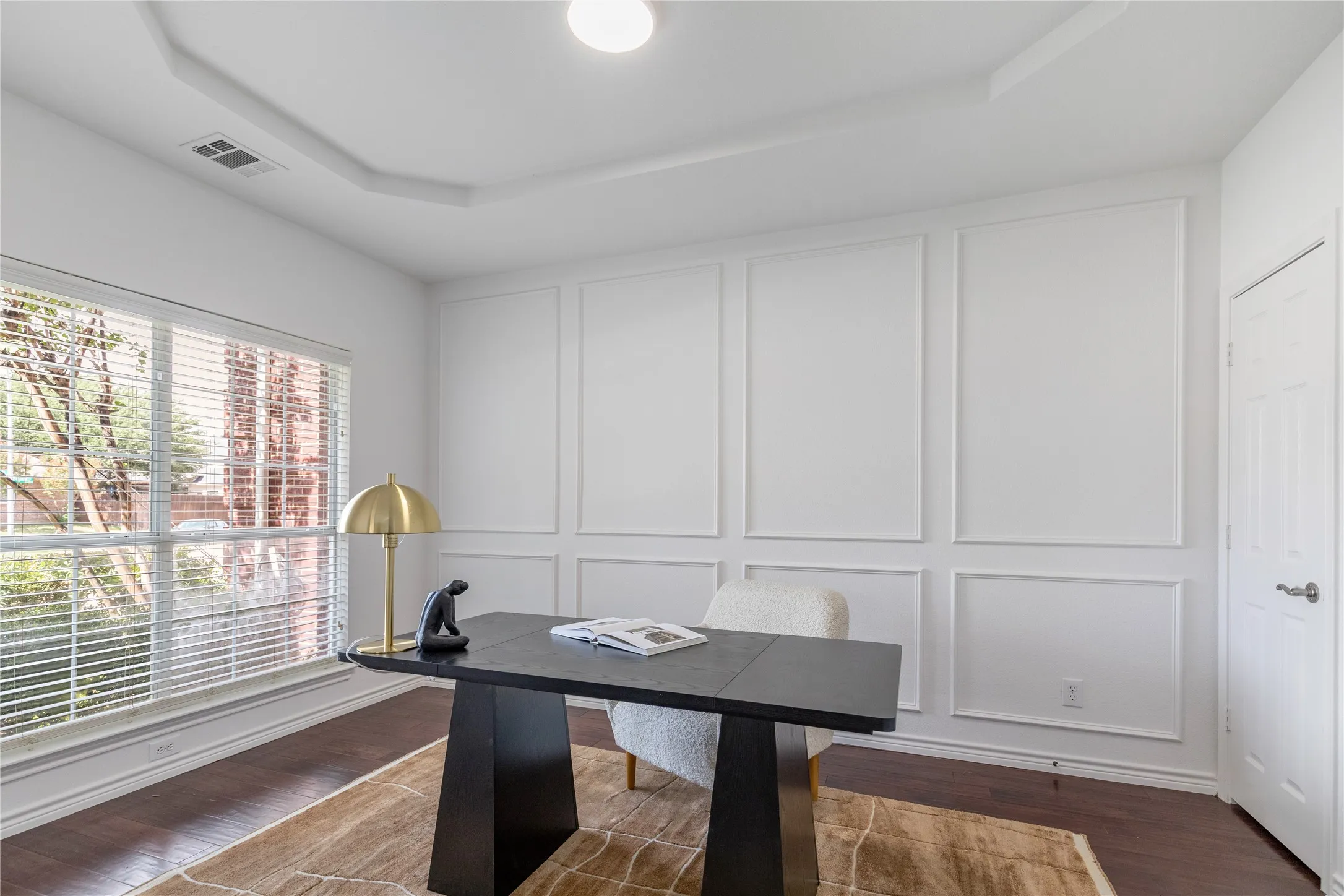 Single Family Residence For Sale in Tarrant County , 5317 Begonia Court, Fort Worth, Texas 76244, 5 Bedroom, 4 Bathroom, 2 Garage spaces, 3,100 Sqft, built in 2001, mls#21397664, Real Estate Agent in Fort Worth, Homes For Sale in Tarrant county, Homes For Sale in Fort Worth, Realtor in Fort Worth Texas, Real Estate Brokerage Independent Realty Texas, Luminita Cordes Realtor