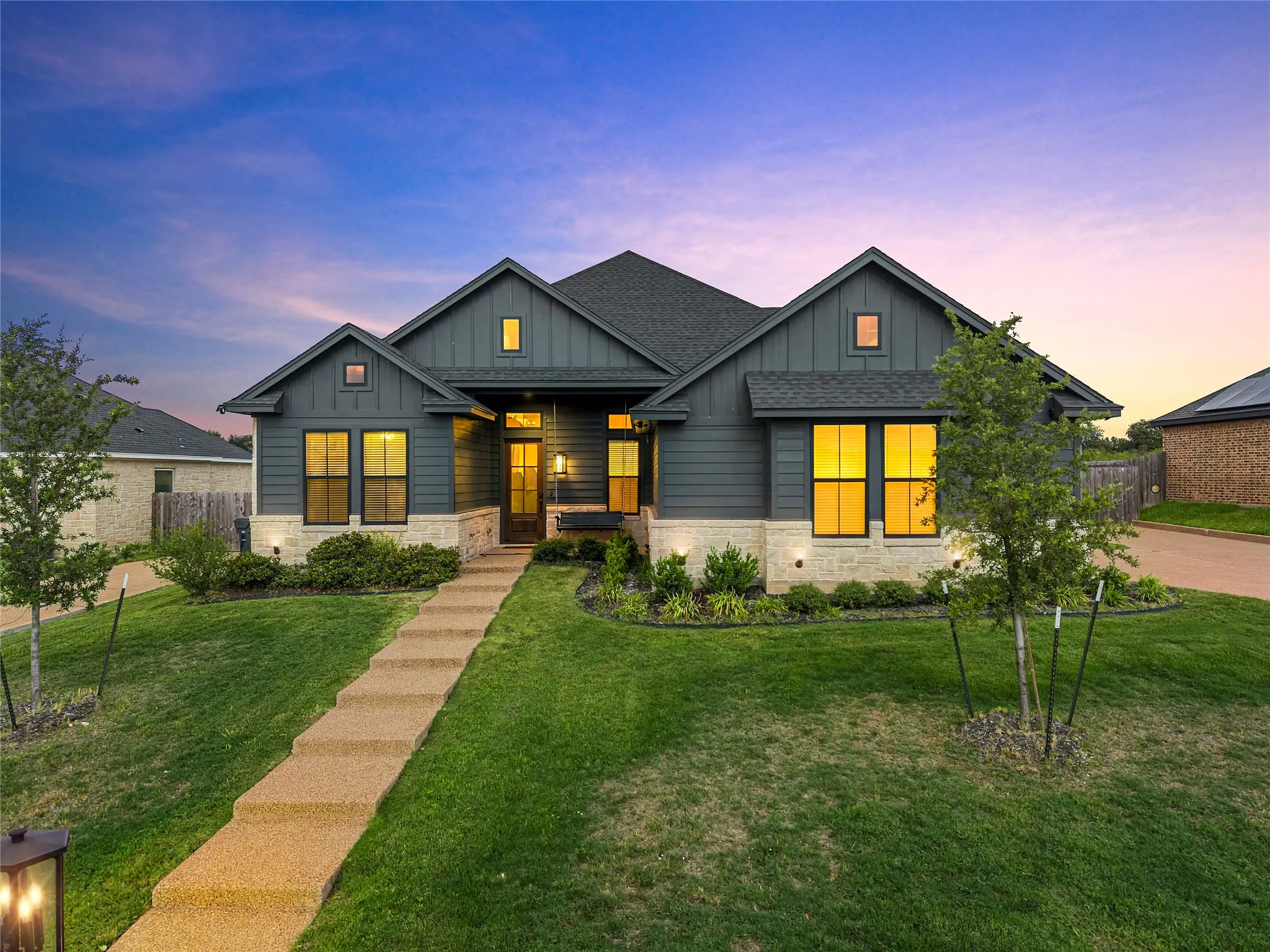 Single Family Residence For Sale in Mc Lennan County , 10201 Castleberry Lane, Waco, Texas 76712, 5 Bedroom, 3 Bathroom, 2 Garage spaces, 2,539 Sqft, built in 2022, mls#21400771, Real Estate Agent in Waco, Homes For Sale in Mc Lennan county, Homes For Sale in Waco, Realtor in Waco Texas, Real Estate Brokerage Independent Realty Texas, Luminita Cordes Realtor