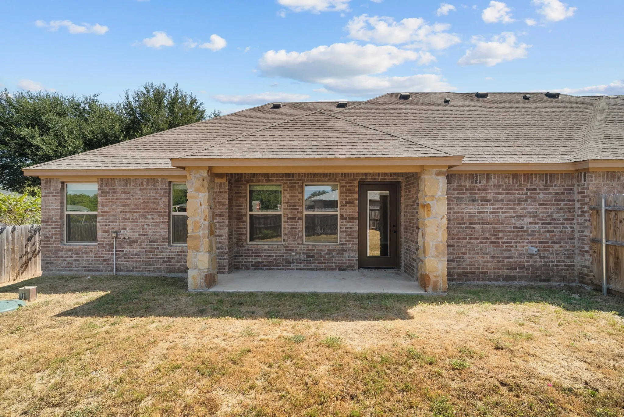 Duplex For Rent in Parker County , 220 St Charles Drive B, Springtown, Texas 76082, 3 Bedroom, 2 Bathroom, 1 Garage spaces, 1,398 Sqft, built in 2022, mls#21401873, Real Estate Agent in Springtown, Homes For Rent in Parker county, Homes For Rent in Springtown, Realtor in Springtown Texas, Real Estate Brokerage Independent Realty Texas, Luminita Cordes Realtor