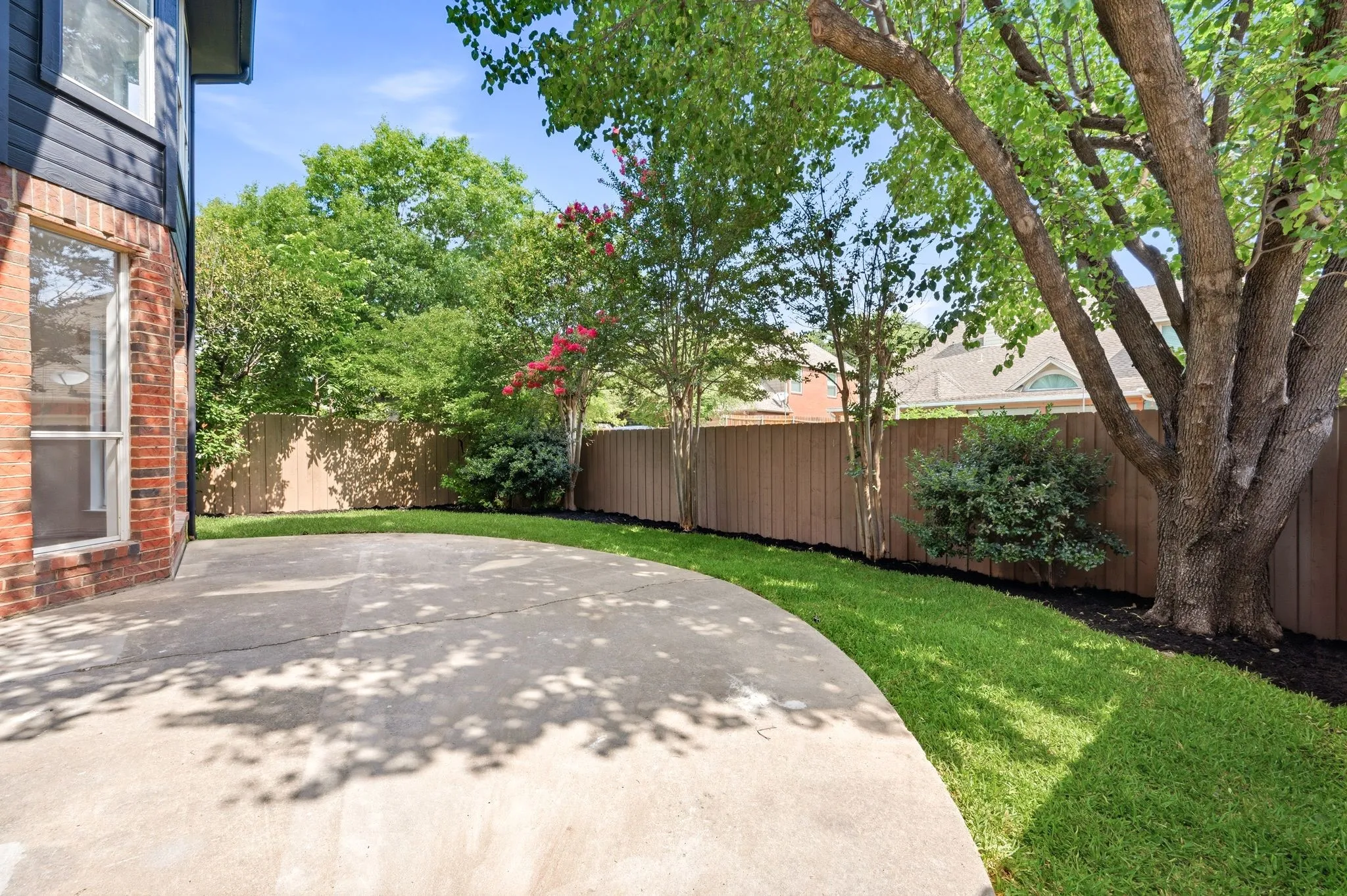 Single Family Residence For Sale in Collin County , 2025 Houlton Lane, Plano, Texas 75025, 4 Bedroom, 5 Bathroom, 2 Garage spaces, 3,422 Sqft, built in 1991, mls#21401918, Real Estate Agent in Plano, Homes For Sale in Collin county, Homes For Sale in Plano, Realtor in Plano Texas, Real Estate Brokerage Independent Realty Texas, Luminita Cordes Realtor