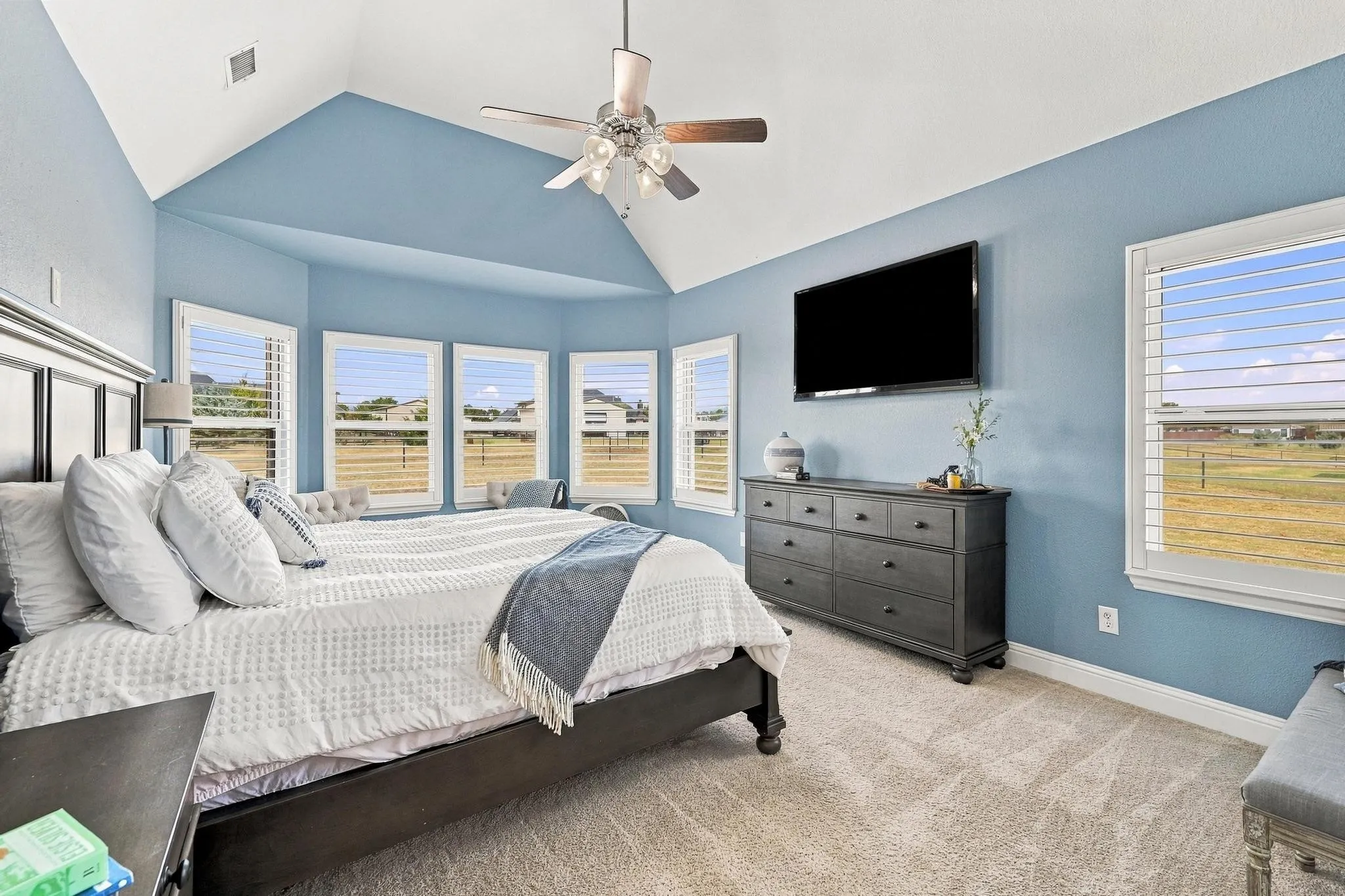 Single Family Residence For Sale in Grayson County , 348 Magnolia Drive, Van Alstyne, Texas 75495, 5 Bedroom, 4 Bathroom, 6 Garage spaces, 3,630 Sqft, built in 2021, mls#21399364, Real Estate Agent in Van Alstyne, Homes For Sale in Grayson county, Homes For Sale in Van Alstyne, Realtor in Van Alstyne Texas, Real Estate Brokerage Independent Realty Texas, Luminita Cordes Realtor