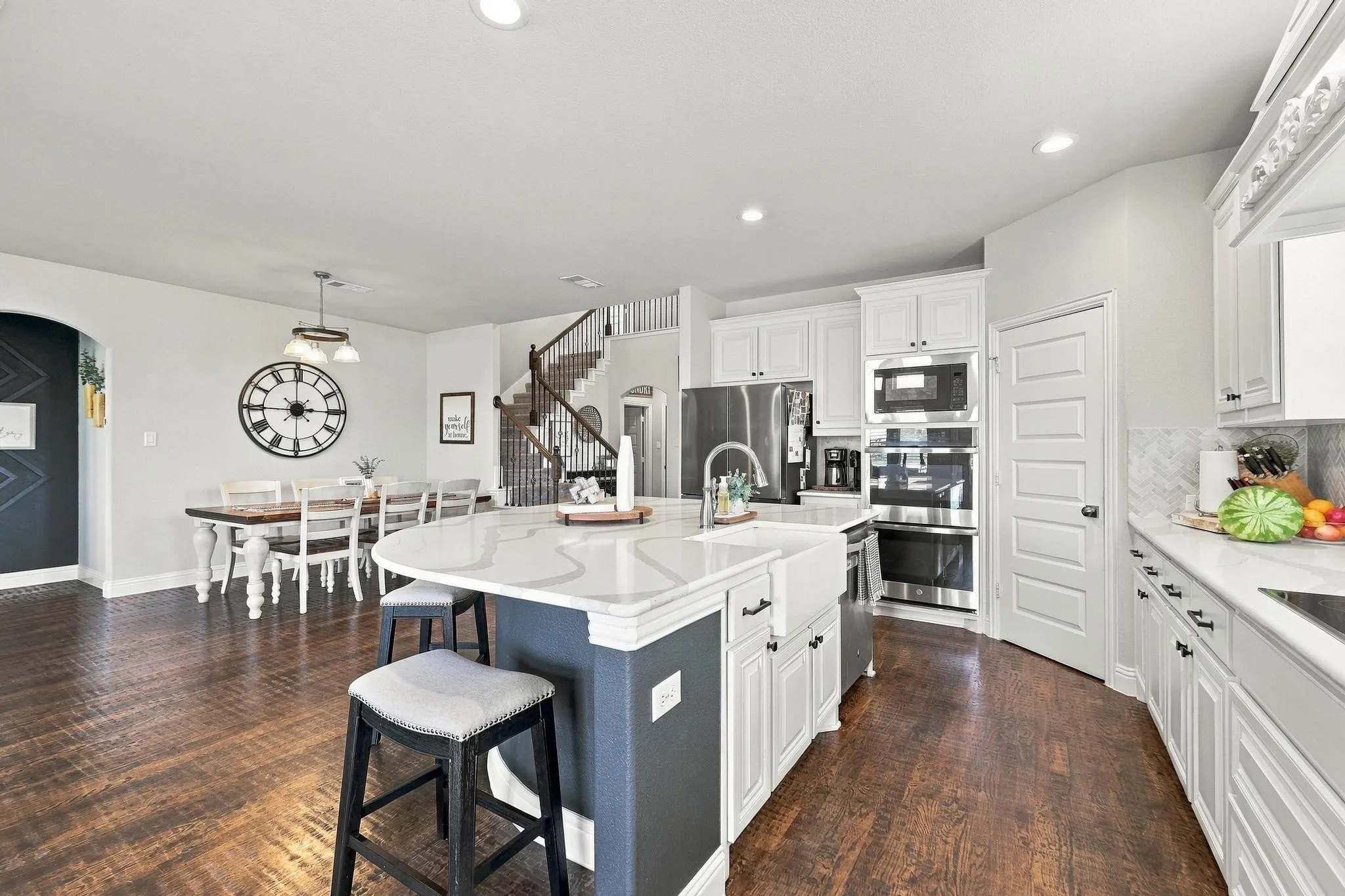 Single Family Residence For Sale in Grayson County , 348 Magnolia Drive, Van Alstyne, Texas 75495, 5 Bedroom, 4 Bathroom, 6 Garage spaces, 3,630 Sqft, built in 2021, mls#21399364, Real Estate Agent in Van Alstyne, Homes For Sale in Grayson county, Homes For Sale in Van Alstyne, Realtor in Van Alstyne Texas, Real Estate Brokerage Independent Realty Texas, Luminita Cordes Realtor