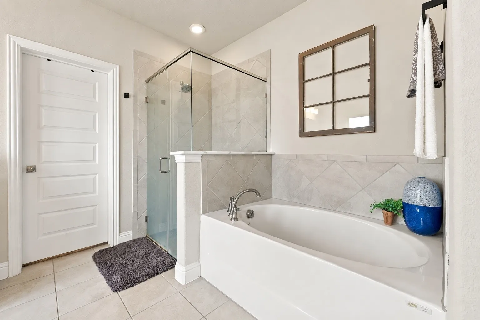 Single Family Residence For Sale in Grayson County , 348 Magnolia Drive, Van Alstyne, Texas 75495, 5 Bedroom, 4 Bathroom, 6 Garage spaces, 3,630 Sqft, built in 2021, mls#21399364, Real Estate Agent in Van Alstyne, Homes For Sale in Grayson county, Homes For Sale in Van Alstyne, Realtor in Van Alstyne Texas, Real Estate Brokerage Independent Realty Texas, Luminita Cordes Realtor
