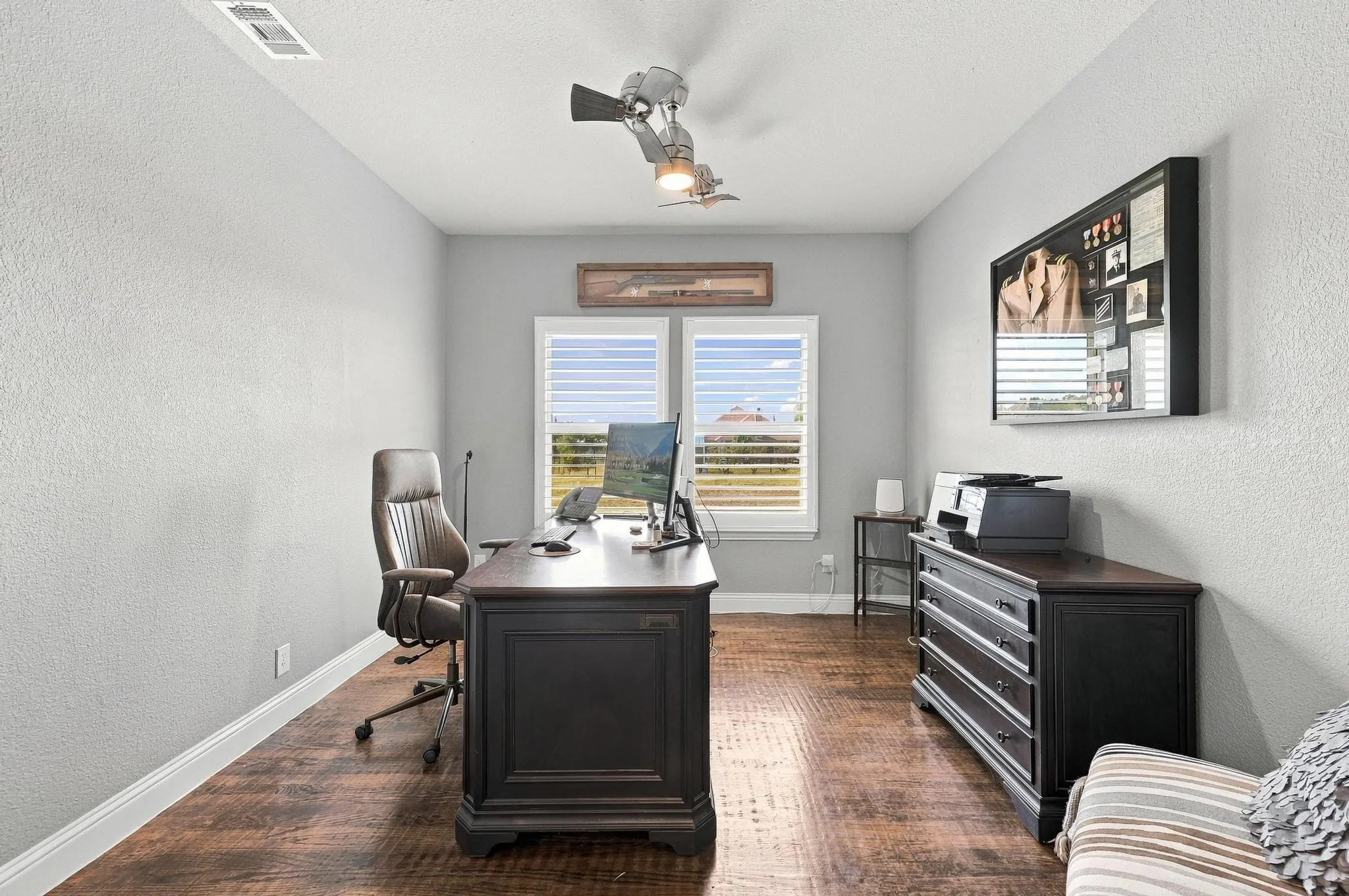 Single Family Residence For Sale in Grayson County , 348 Magnolia Drive, Van Alstyne, Texas 75495, 5 Bedroom, 4 Bathroom, 6 Garage spaces, 3,630 Sqft, built in 2021, mls#21399364, Real Estate Agent in Van Alstyne, Homes For Sale in Grayson county, Homes For Sale in Van Alstyne, Realtor in Van Alstyne Texas, Real Estate Brokerage Independent Realty Texas, Luminita Cordes Realtor