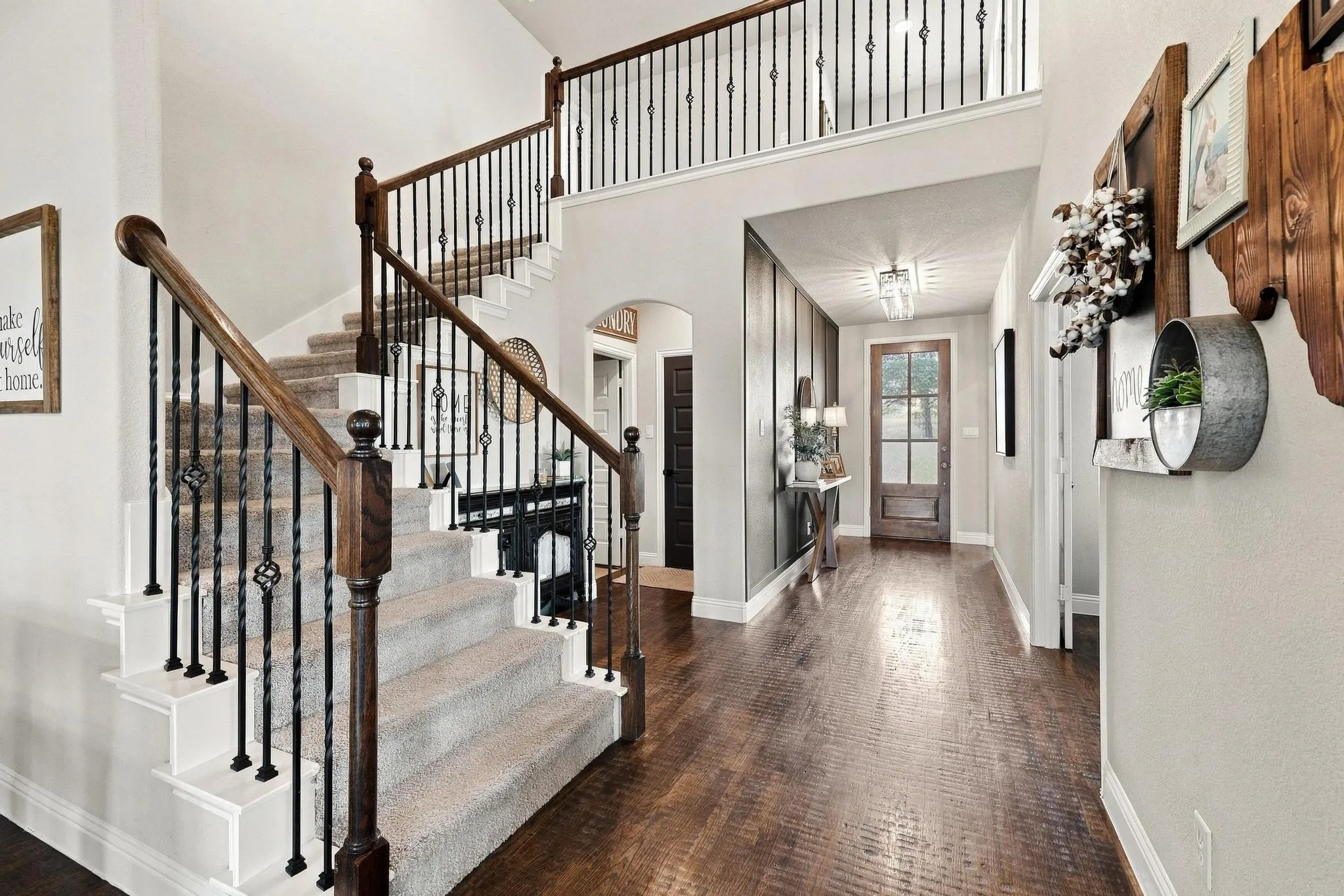 Single Family Residence For Sale in Grayson County , 348 Magnolia Drive, Van Alstyne, Texas 75495, 5 Bedroom, 4 Bathroom, 6 Garage spaces, 3,630 Sqft, built in 2021, mls#21399364, Real Estate Agent in Van Alstyne, Homes For Sale in Grayson county, Homes For Sale in Van Alstyne, Realtor in Van Alstyne Texas, Real Estate Brokerage Independent Realty Texas, Luminita Cordes Realtor