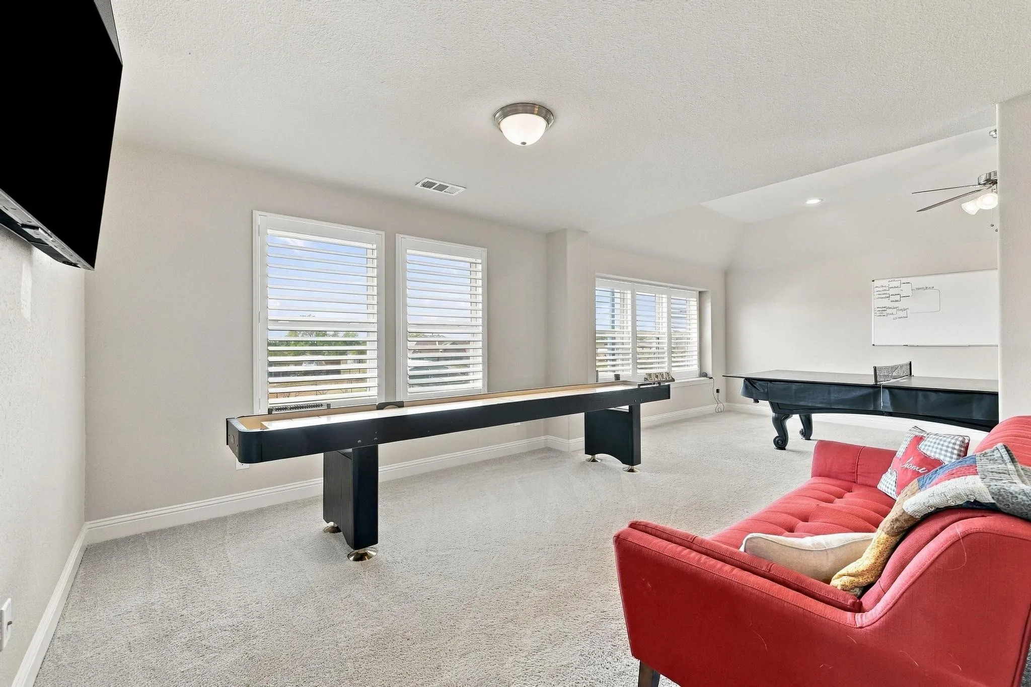 Single Family Residence For Sale in Grayson County , 348 Magnolia Drive, Van Alstyne, Texas 75495, 5 Bedroom, 4 Bathroom, 6 Garage spaces, 3,630 Sqft, built in 2021, mls#21399364, Real Estate Agent in Van Alstyne, Homes For Sale in Grayson county, Homes For Sale in Van Alstyne, Realtor in Van Alstyne Texas, Real Estate Brokerage Independent Realty Texas, Luminita Cordes Realtor