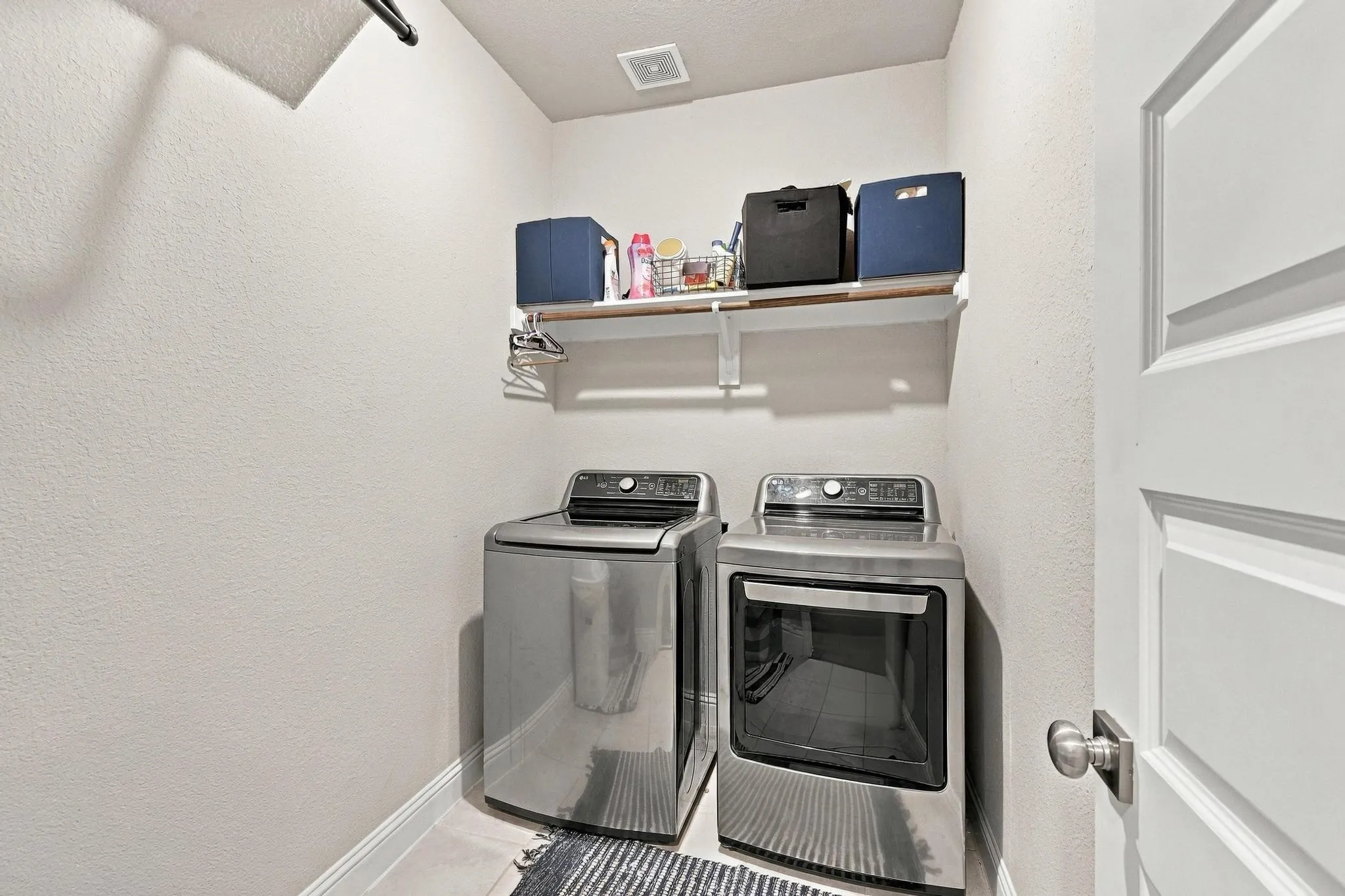 Single Family Residence For Sale in Grayson County , 348 Magnolia Drive, Van Alstyne, Texas 75495, 5 Bedroom, 4 Bathroom, 6 Garage spaces, 3,630 Sqft, built in 2021, mls#21399364, Real Estate Agent in Van Alstyne, Homes For Sale in Grayson county, Homes For Sale in Van Alstyne, Realtor in Van Alstyne Texas, Real Estate Brokerage Independent Realty Texas, Luminita Cordes Realtor