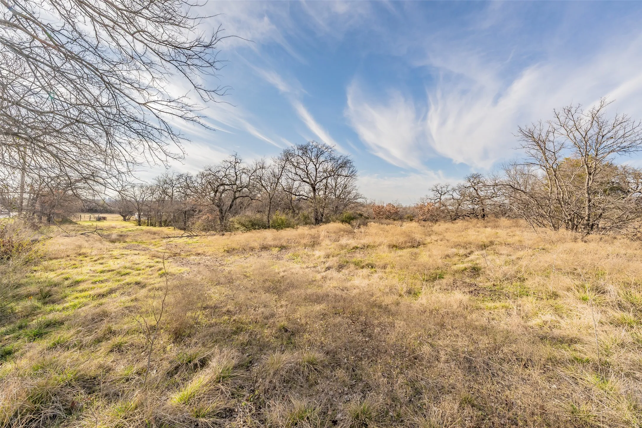 Unimproved Land For Sale in Tarrant County , 3117 W Division Street, Arlington, Texas 76012, 0, 0, Garage spaces, 0 Sqft, built in 0, mls#21401922, Real Estate Agent in Arlington, Homes For Sale in Tarrant county, Homes For Sale in Arlington, Realtor in Arlington Texas, Real Estate Brokerage Independent Realty Texas, Luminita Cordes Realtor