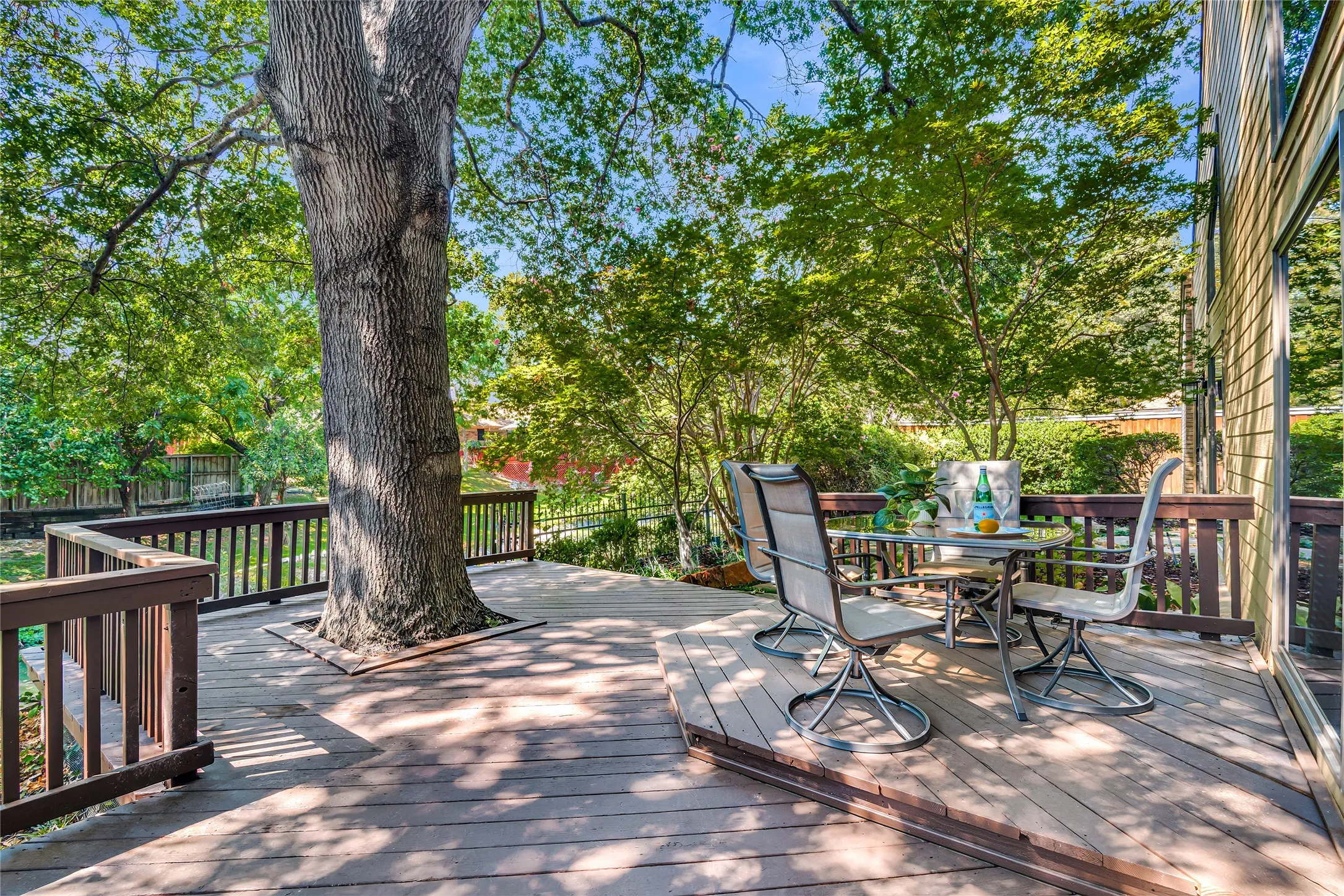 Your private, serene, creek view environment for morning coffee or evening dining!