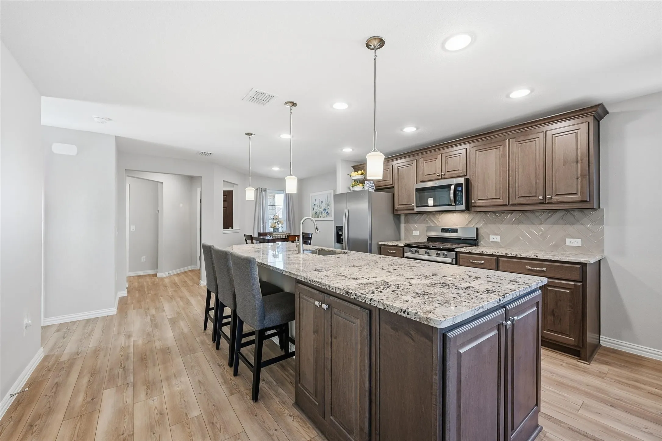 Single Family Residence For Sale in Collin County , 9232 Riverlight Road, Mc Kinney, Texas 75071, 2 Bedroom, 2 Bathroom, 2 Garage spaces, 1,550 Sqft, built in 2023, mls#21401478, Real Estate Agent in Mc Kinney, Homes For Sale in Collin county, Homes For Sale in Mc Kinney, Realtor in Mc Kinney Texas, Real Estate Brokerage Independent Realty Texas, Luminita Cordes Realtor