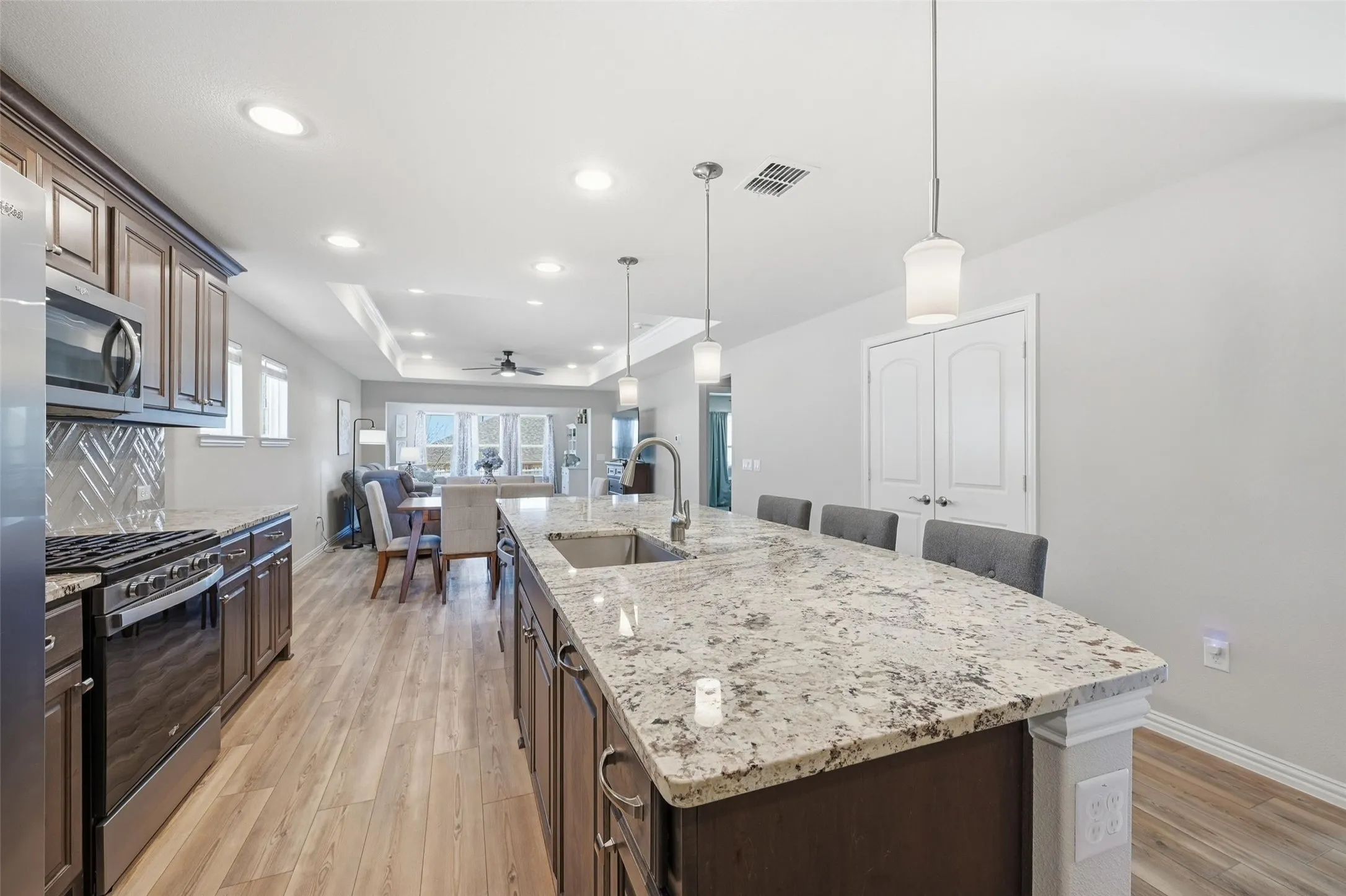 Single Family Residence For Sale in Collin County , 9232 Riverlight Road, Mc Kinney, Texas 75071, 2 Bedroom, 2 Bathroom, 2 Garage spaces, 1,550 Sqft, built in 2023, mls#21401478, Real Estate Agent in Mc Kinney, Homes For Sale in Collin county, Homes For Sale in Mc Kinney, Realtor in Mc Kinney Texas, Real Estate Brokerage Independent Realty Texas, Luminita Cordes Realtor