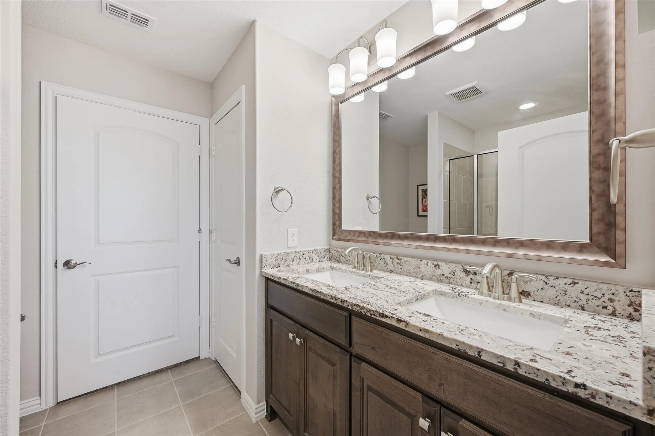 Single Family Residence For Sale in Collin County , 9232 Riverlight Road, Mc Kinney, Texas 75071, 2 Bedroom, 2 Bathroom, 2 Garage spaces, 1,550 Sqft, built in 2023, mls#21401478, Real Estate Agent in Mc Kinney, Homes For Sale in Collin county, Homes For Sale in Mc Kinney, Realtor in Mc Kinney Texas, Real Estate Brokerage Independent Realty Texas, Luminita Cordes Realtor
