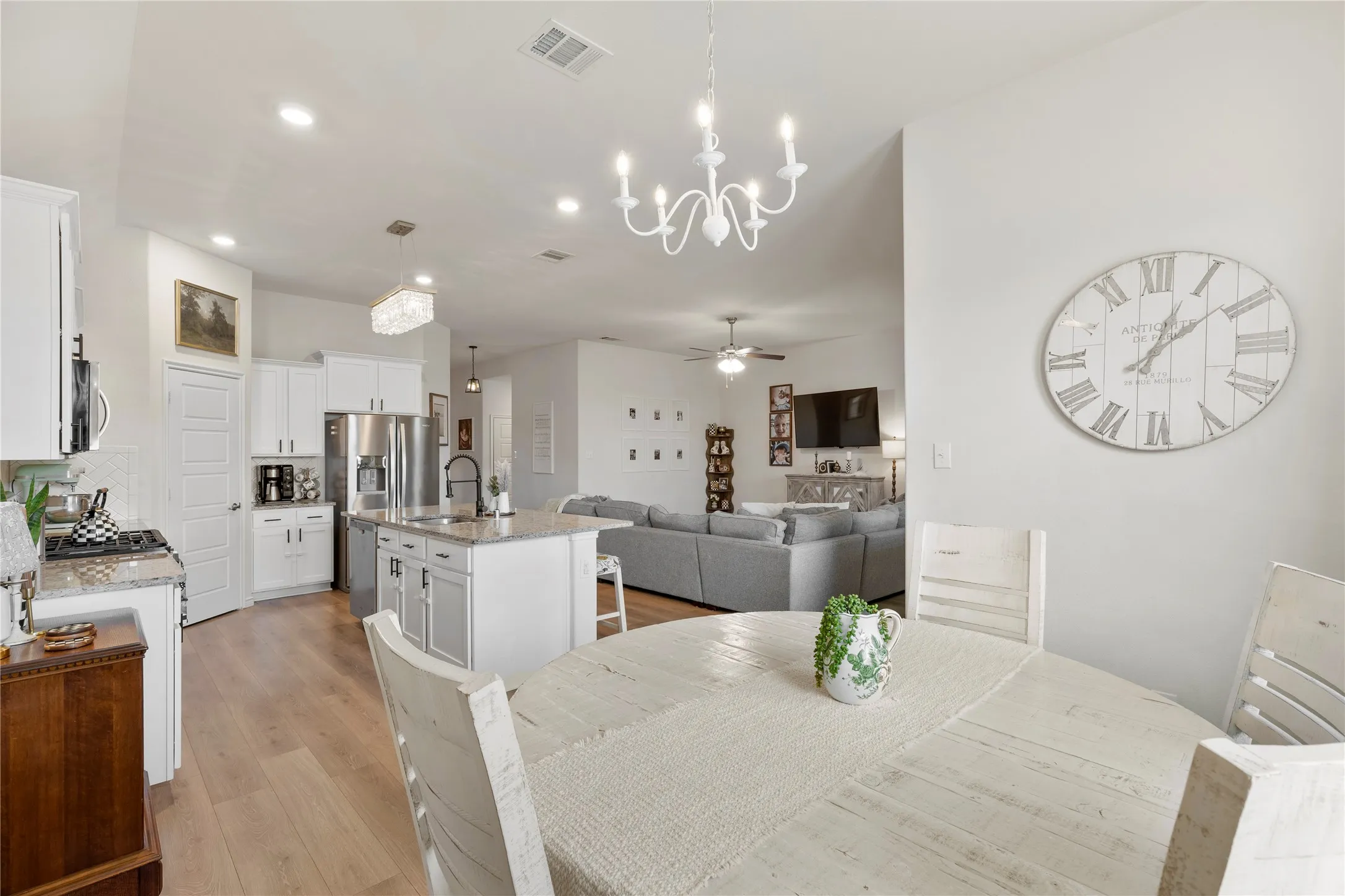 Single Family Residence For Sale in Hunt County , 128 Whitetail Way, Caddo Mills, Texas 75135, 4 Bedroom, 2 Bathroom, 2 Garage spaces, 1,826 Sqft, built in 2020, mls#21401666, Real Estate Agent in Caddo Mills, Homes For Sale in Hunt county, Homes For Sale in Caddo Mills, Realtor in Caddo Mills Texas, Real Estate Brokerage Independent Realty Texas, Luminita Cordes Realtor