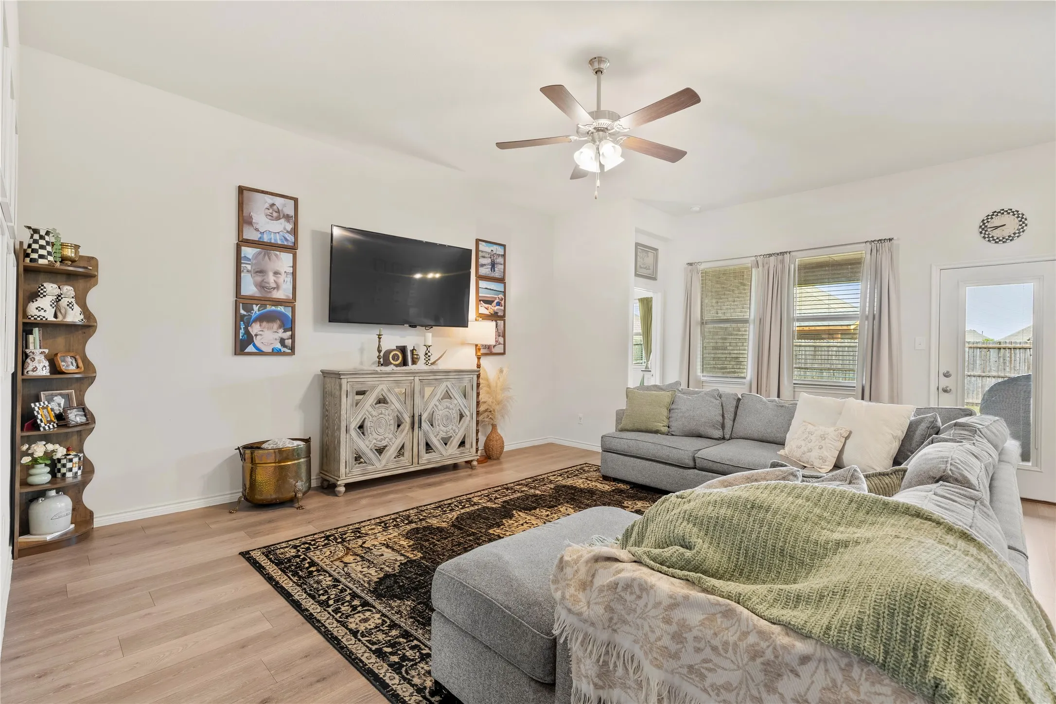 Single Family Residence For Sale in Hunt County , 128 Whitetail Way, Caddo Mills, Texas 75135, 4 Bedroom, 2 Bathroom, 2 Garage spaces, 1,826 Sqft, built in 2020, mls#21401666, Real Estate Agent in Caddo Mills, Homes For Sale in Hunt county, Homes For Sale in Caddo Mills, Realtor in Caddo Mills Texas, Real Estate Brokerage Independent Realty Texas, Luminita Cordes Realtor