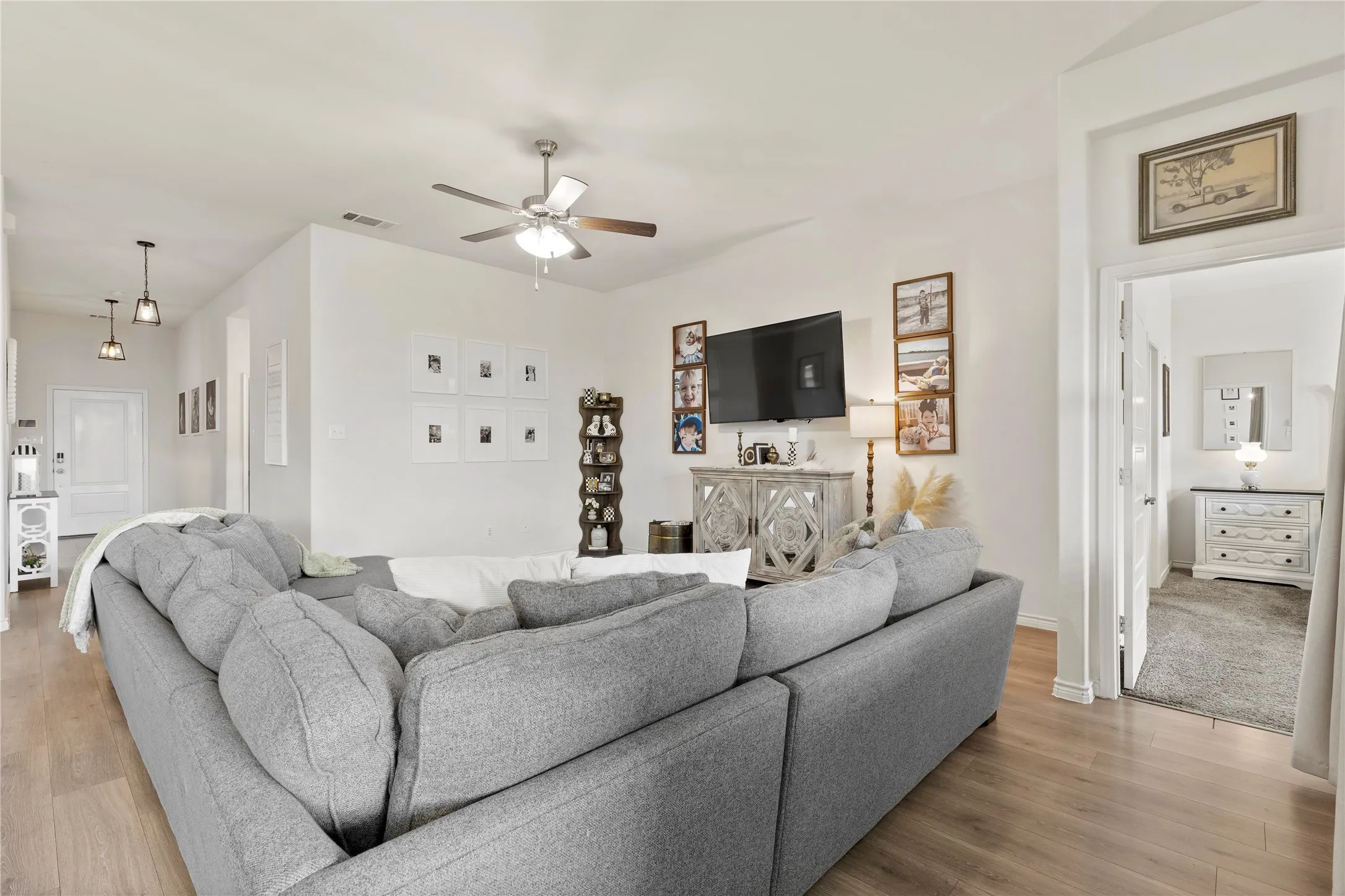 Single Family Residence For Sale in Hunt County , 128 Whitetail Way, Caddo Mills, Texas 75135, 4 Bedroom, 2 Bathroom, 2 Garage spaces, 1,826 Sqft, built in 2020, mls#21401666, Real Estate Agent in Caddo Mills, Homes For Sale in Hunt county, Homes For Sale in Caddo Mills, Realtor in Caddo Mills Texas, Real Estate Brokerage Independent Realty Texas, Luminita Cordes Realtor