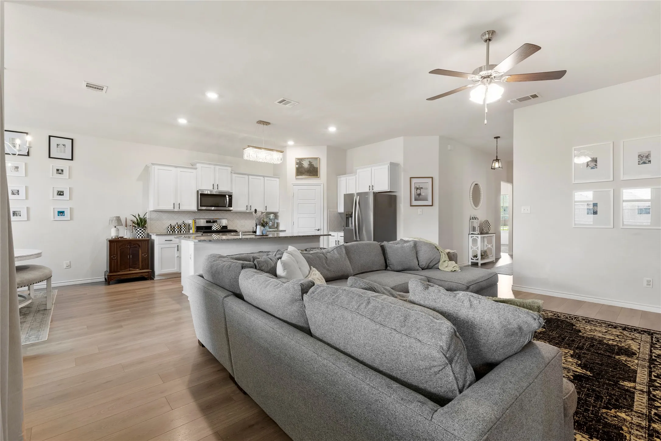 Single Family Residence For Sale in Hunt County , 128 Whitetail Way, Caddo Mills, Texas 75135, 4 Bedroom, 2 Bathroom, 2 Garage spaces, 1,826 Sqft, built in 2020, mls#21401666, Real Estate Agent in Caddo Mills, Homes For Sale in Hunt county, Homes For Sale in Caddo Mills, Realtor in Caddo Mills Texas, Real Estate Brokerage Independent Realty Texas, Luminita Cordes Realtor