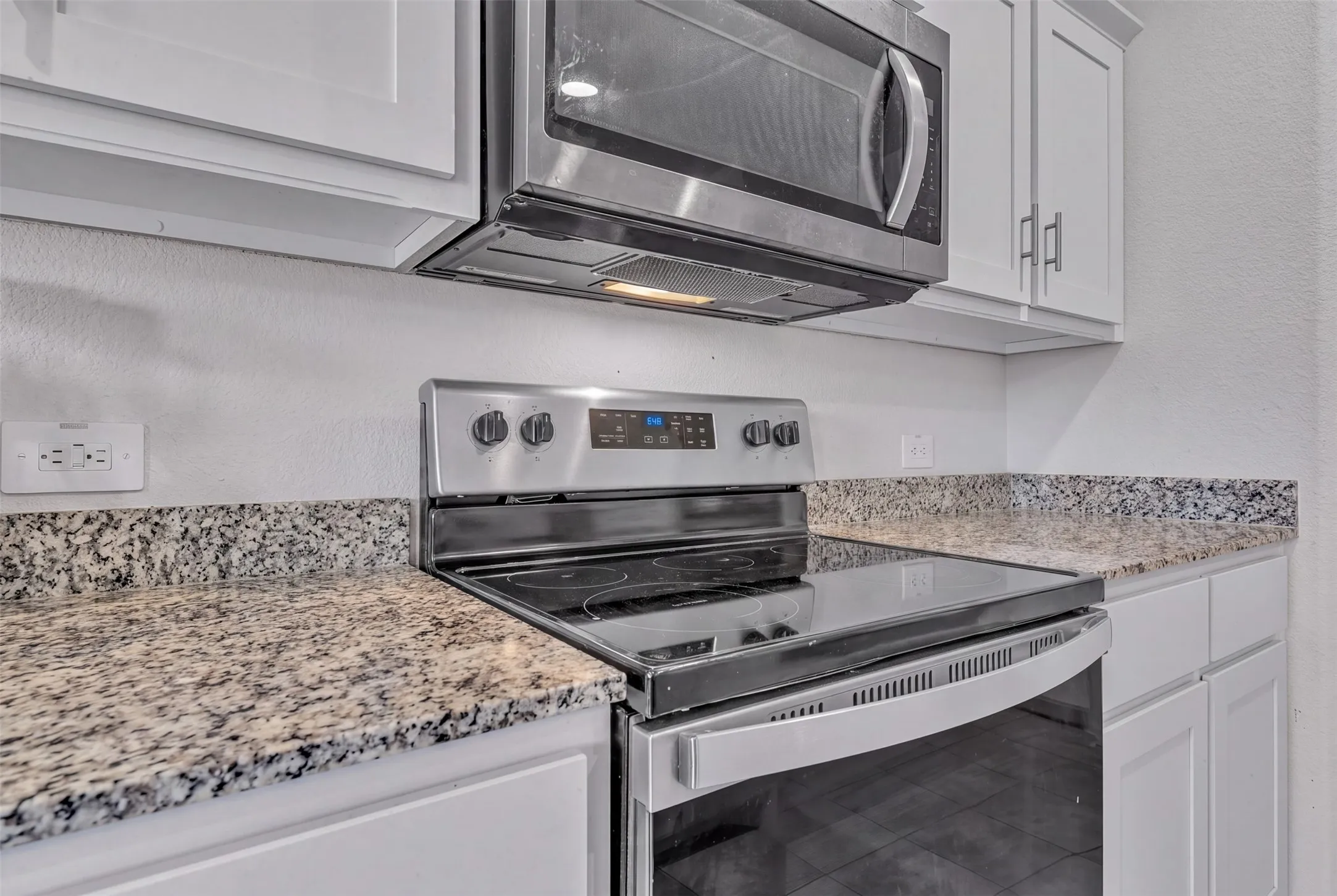 Single Family Residence For Sale in Tarrant County , 8817 Playmoor Drive, Fort Worth, Texas 76131, 3 Bedroom, 2 Bathroom, 2 Garage spaces, 1,488 Sqft, built in 2024, mls#21399665, Real Estate Agent in Fort Worth, Homes For Sale in Tarrant county, Homes For Sale in Fort Worth, Realtor in Fort Worth Texas, Real Estate Brokerage Independent Realty Texas, Luminita Cordes Realtor