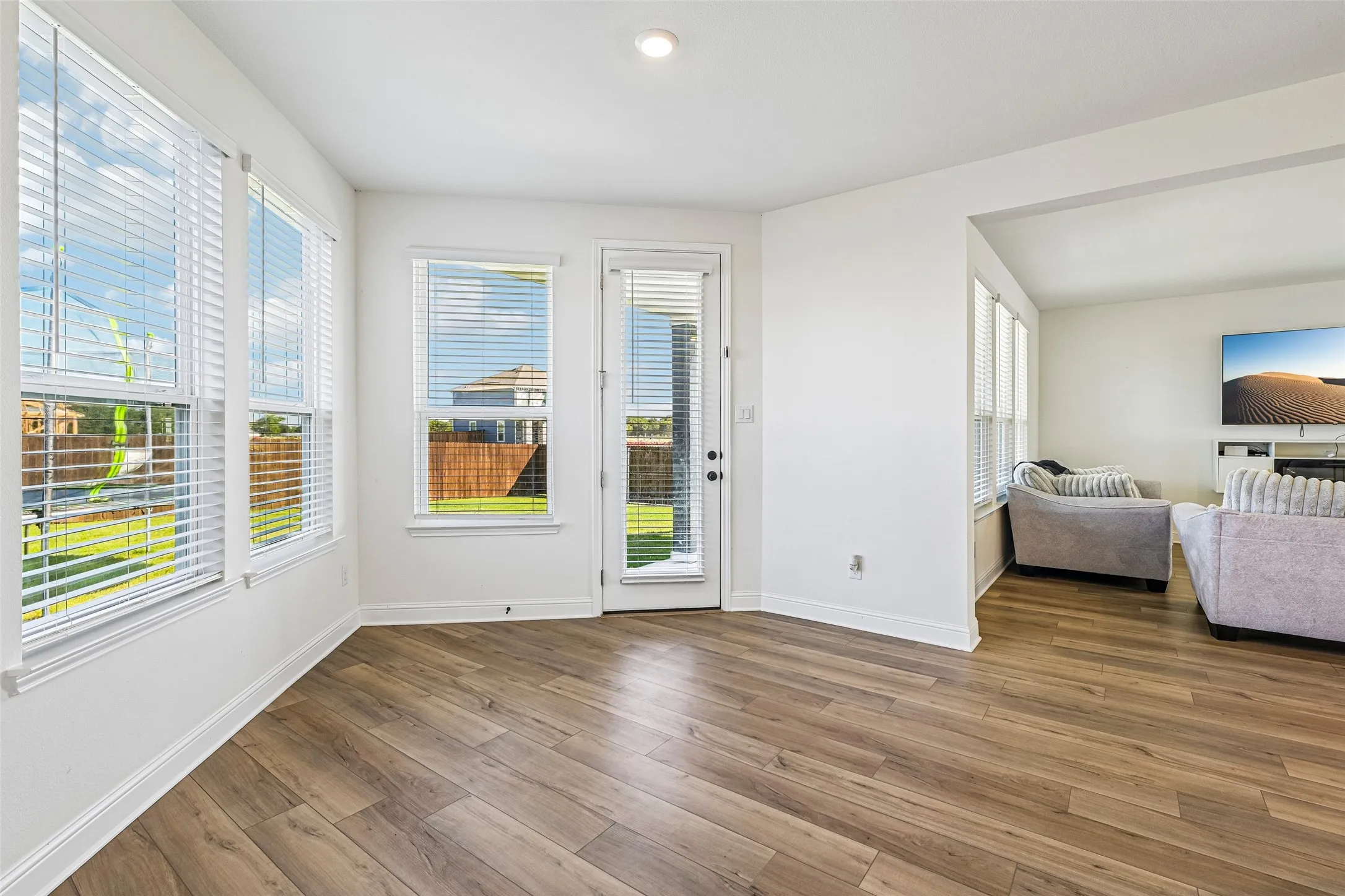 Single Family Residence For Rent in Dallas County , 721 Saint Lawrence Drive, Seagoville, Texas 75159, 3 Bedroom, 3 Bathroom, 2 Garage spaces, 2,752 Sqft, built in 2025, mls#21401917, Real Estate Agent in Seagoville, Homes For Rent in Dallas county, Homes For Rent in Seagoville, Realtor in Seagoville Texas, Real Estate Brokerage Independent Realty Texas, Luminita Cordes Realtor